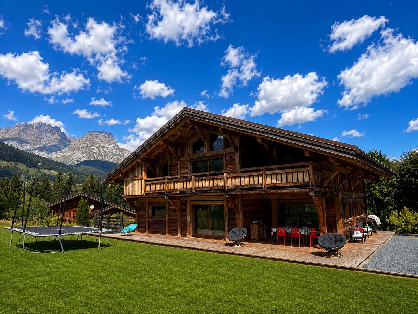 LES CLÉS DE MEGÈVE VOUS PROPOSE – CHALET D’EXCEPTION AUX PORTES DE COMBLOUX ET CORDON