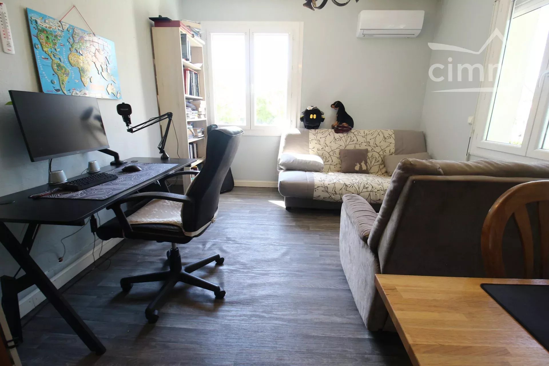 Villa of 212 m² of living space with an independent dwelling on a 5340 m² plot