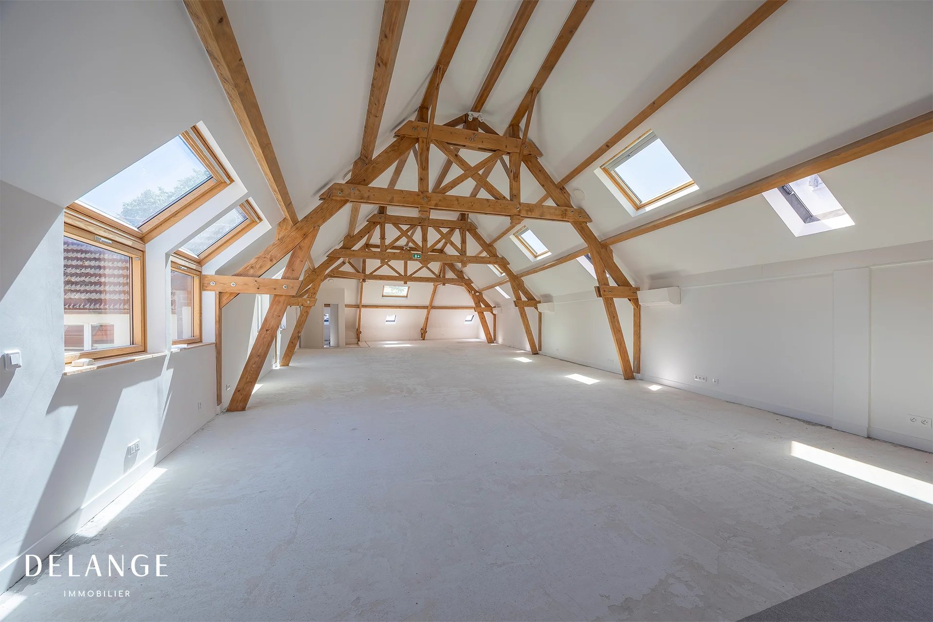 Loft 177 m² EPC A · Mixed use