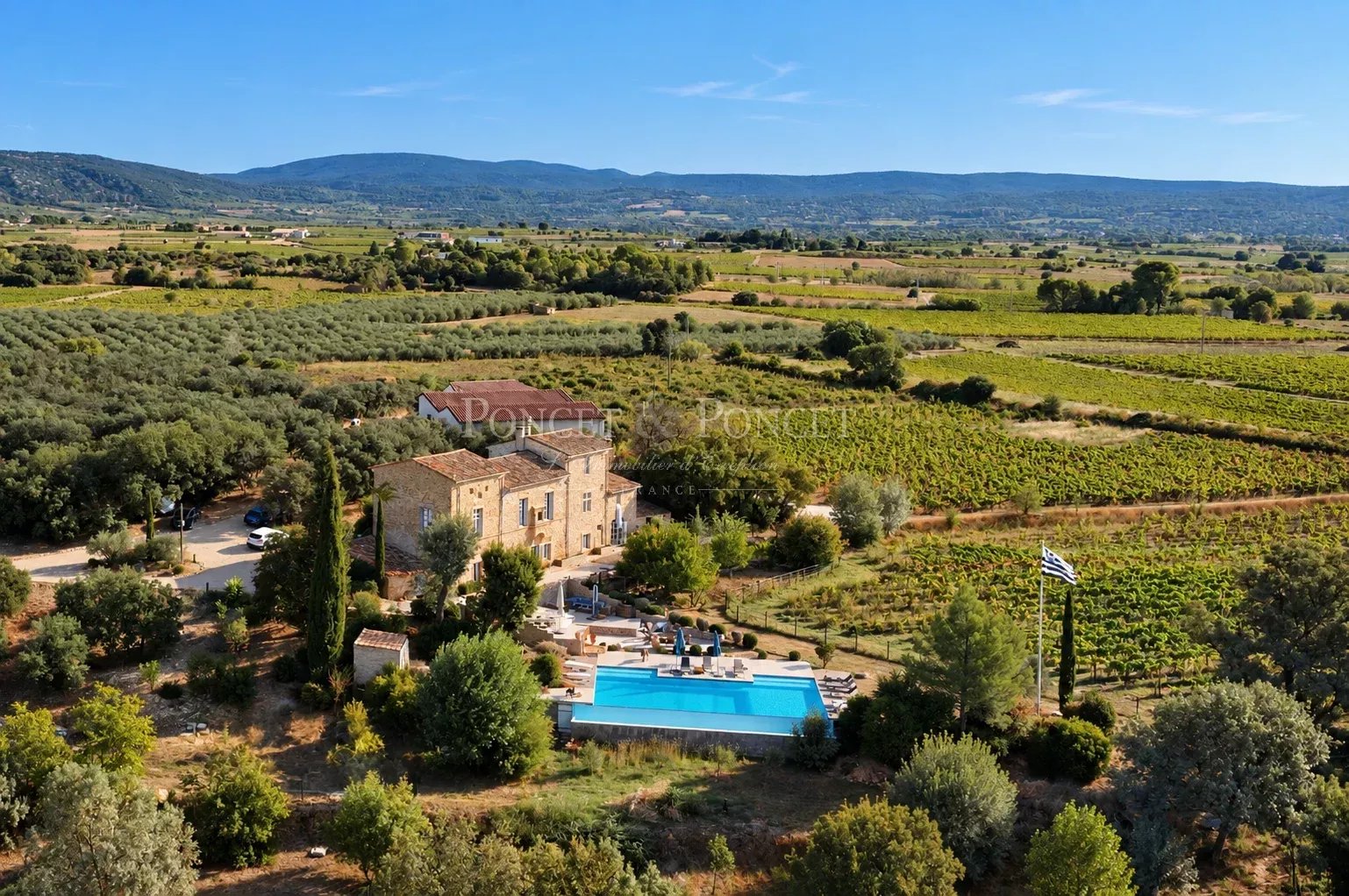 Propriété de caractère proche Montpellier 7,3 ha très calme