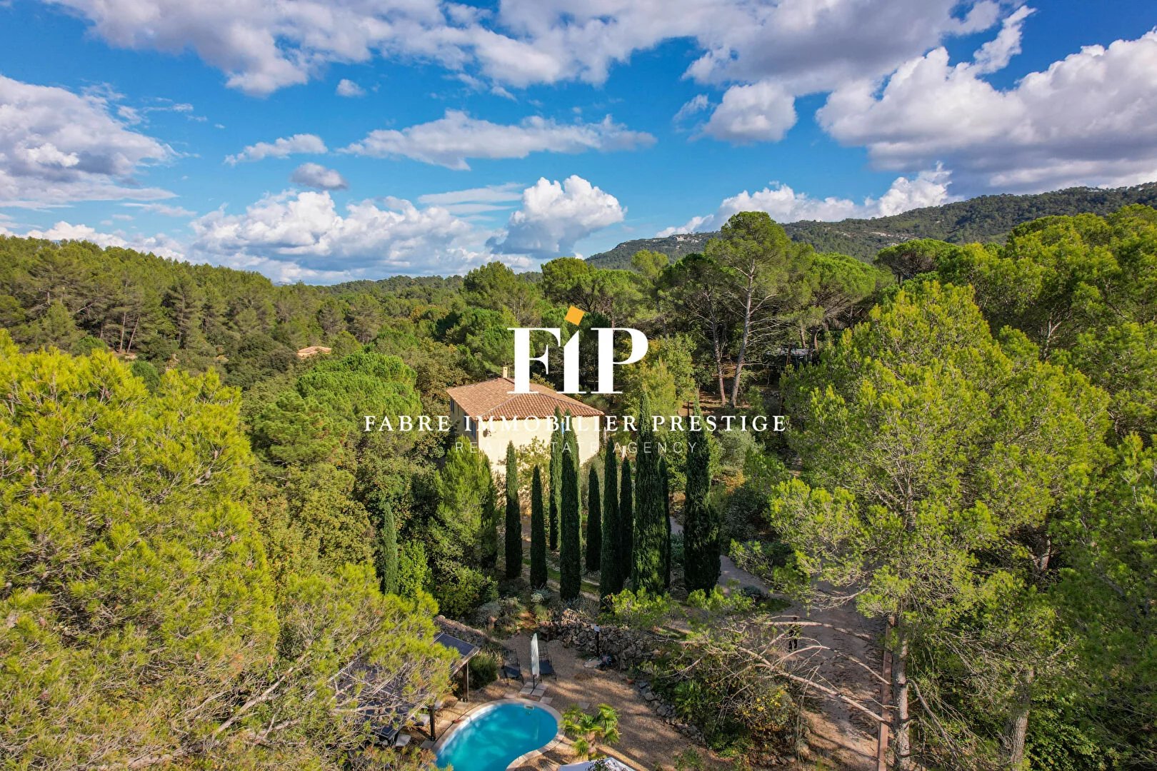 Bastide de charme à Bras 12 pièce(s) 341 m2