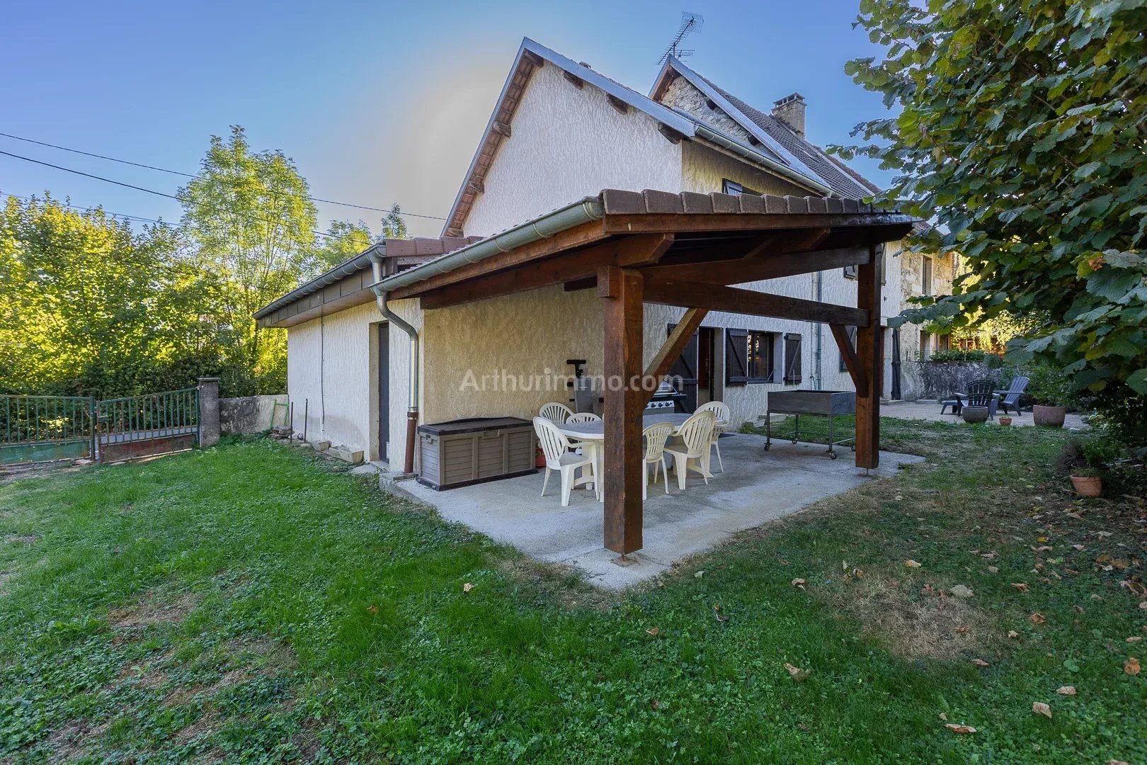 MAISON EN PIERRE 5 CHAMBRES