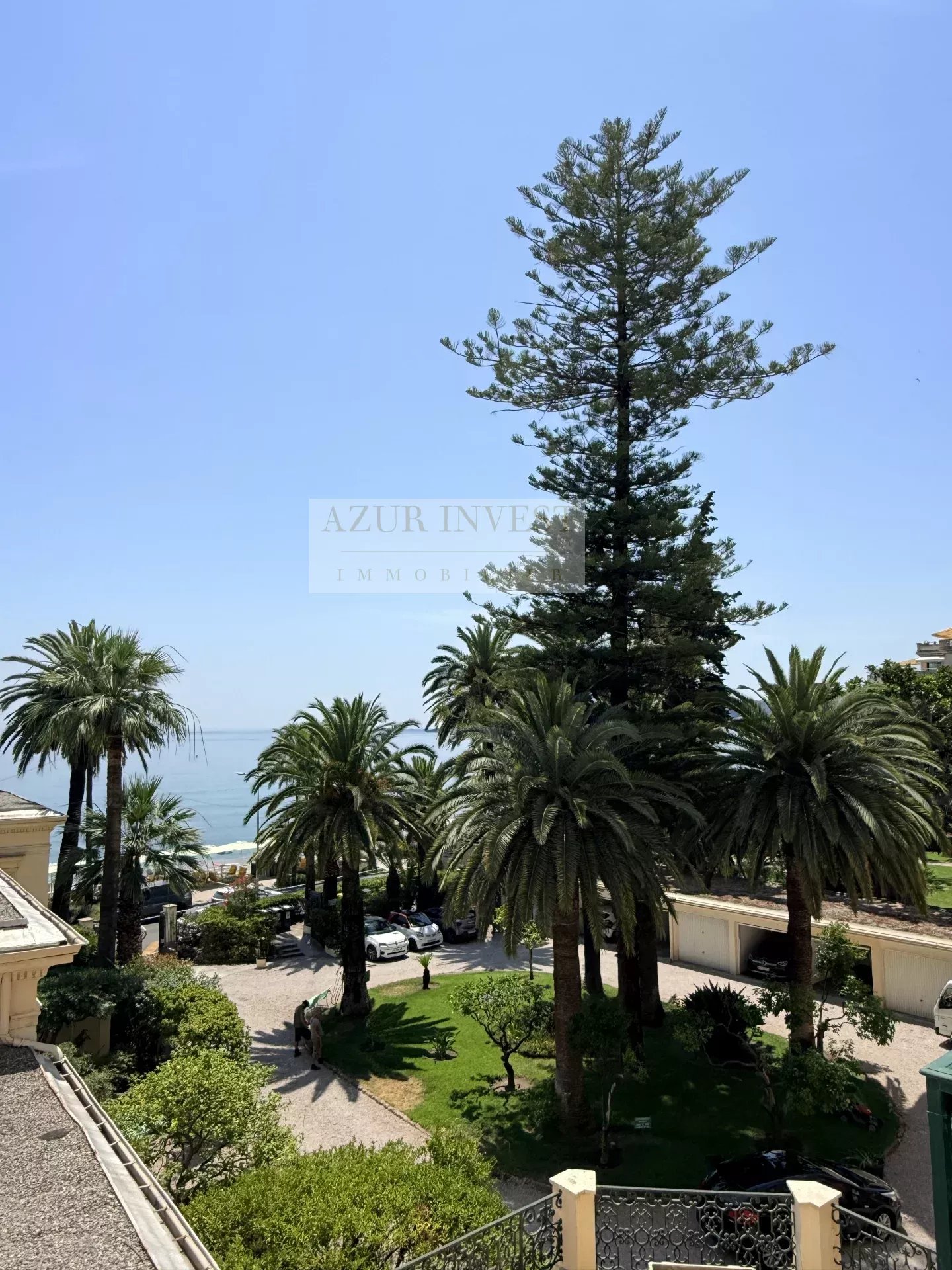 VENTE 2 PIECES PALACE FRONT DE MER MENTON