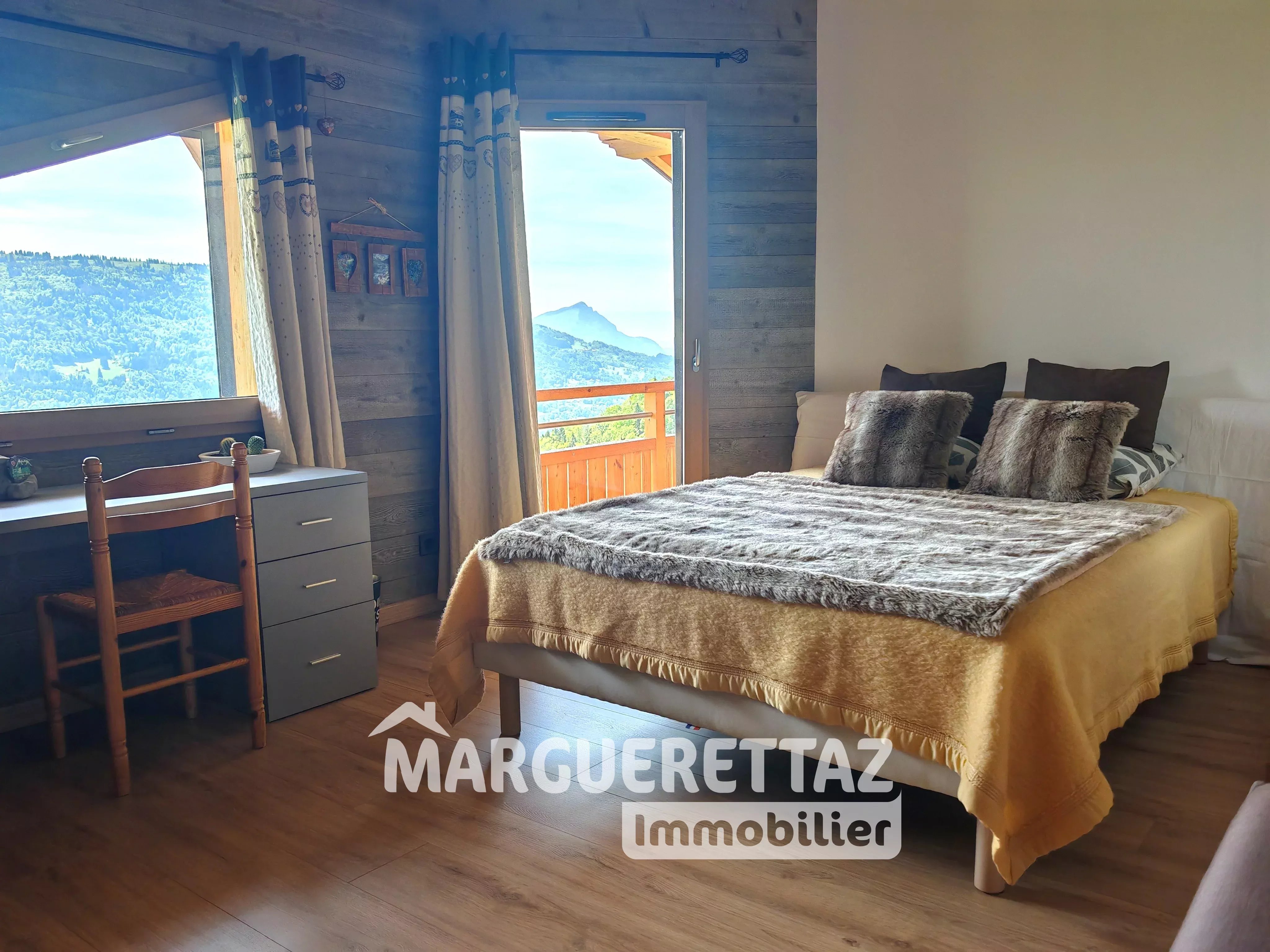 Chalet 4 pièces avec vue panoramique à Verchaix