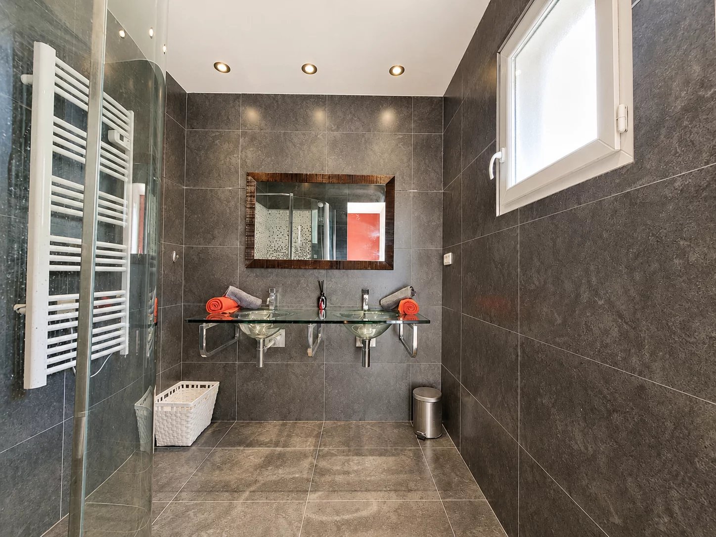 À VENDRE : MAISON 6 PIÈCES DE 171 M2 À JUVIGNAC (34990)