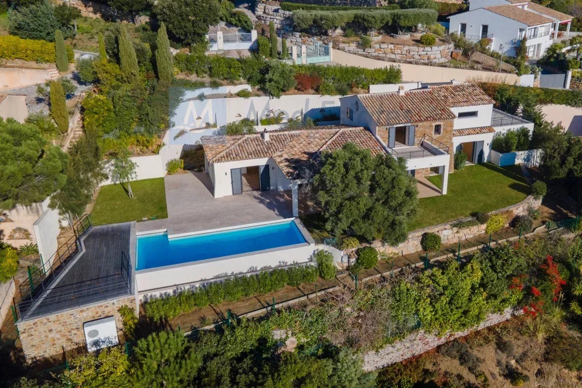 Villa de Luxe avec Vue Mer Panoramique – Sainte-Maxime, La Nartelle