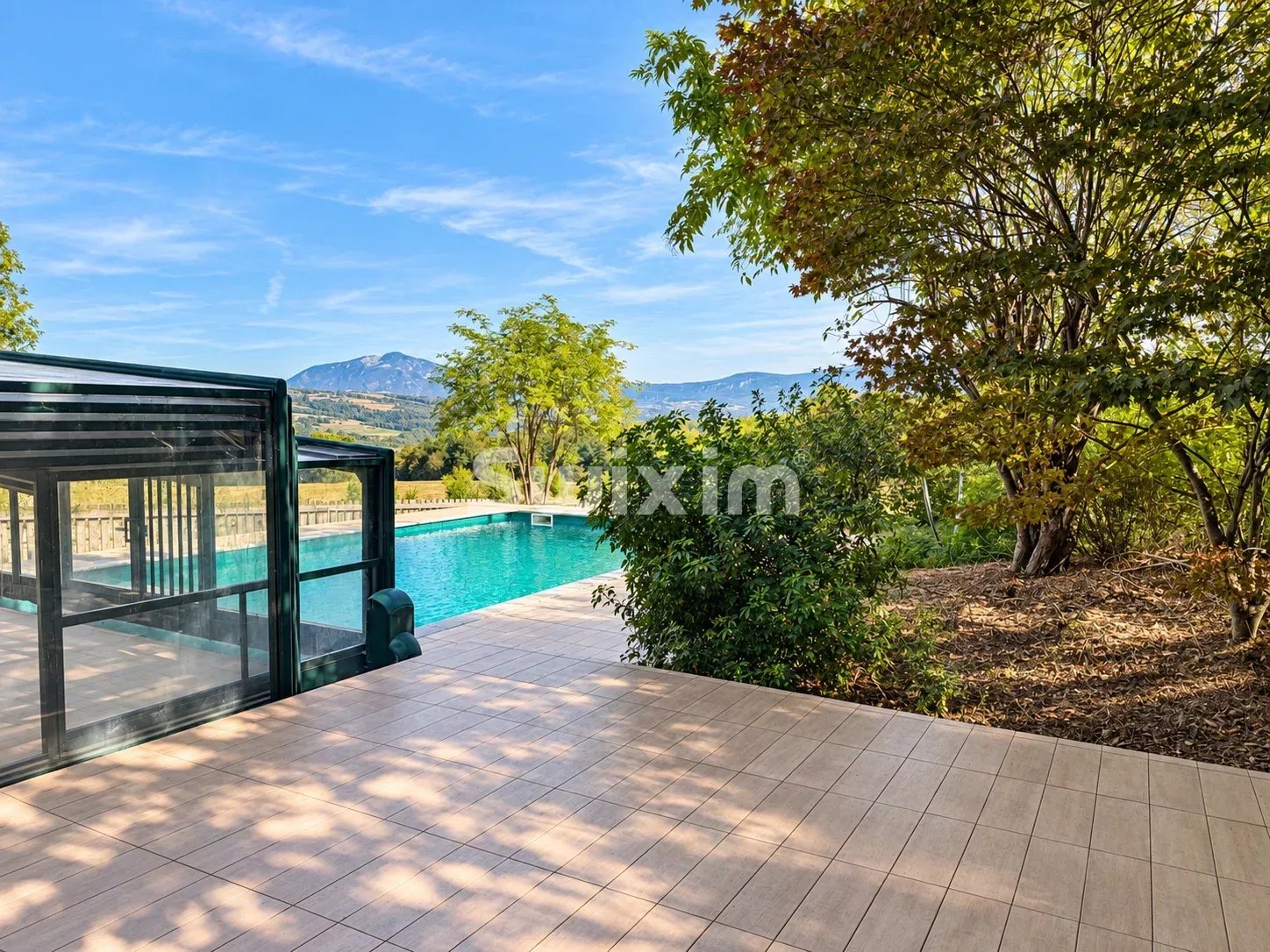 PROPRIÉTÉ D’EXCEPTION – 300 m² – 2,7 HECTARES – PISCINE – INSTALLATIONS ÉQUESTRES – DPE A