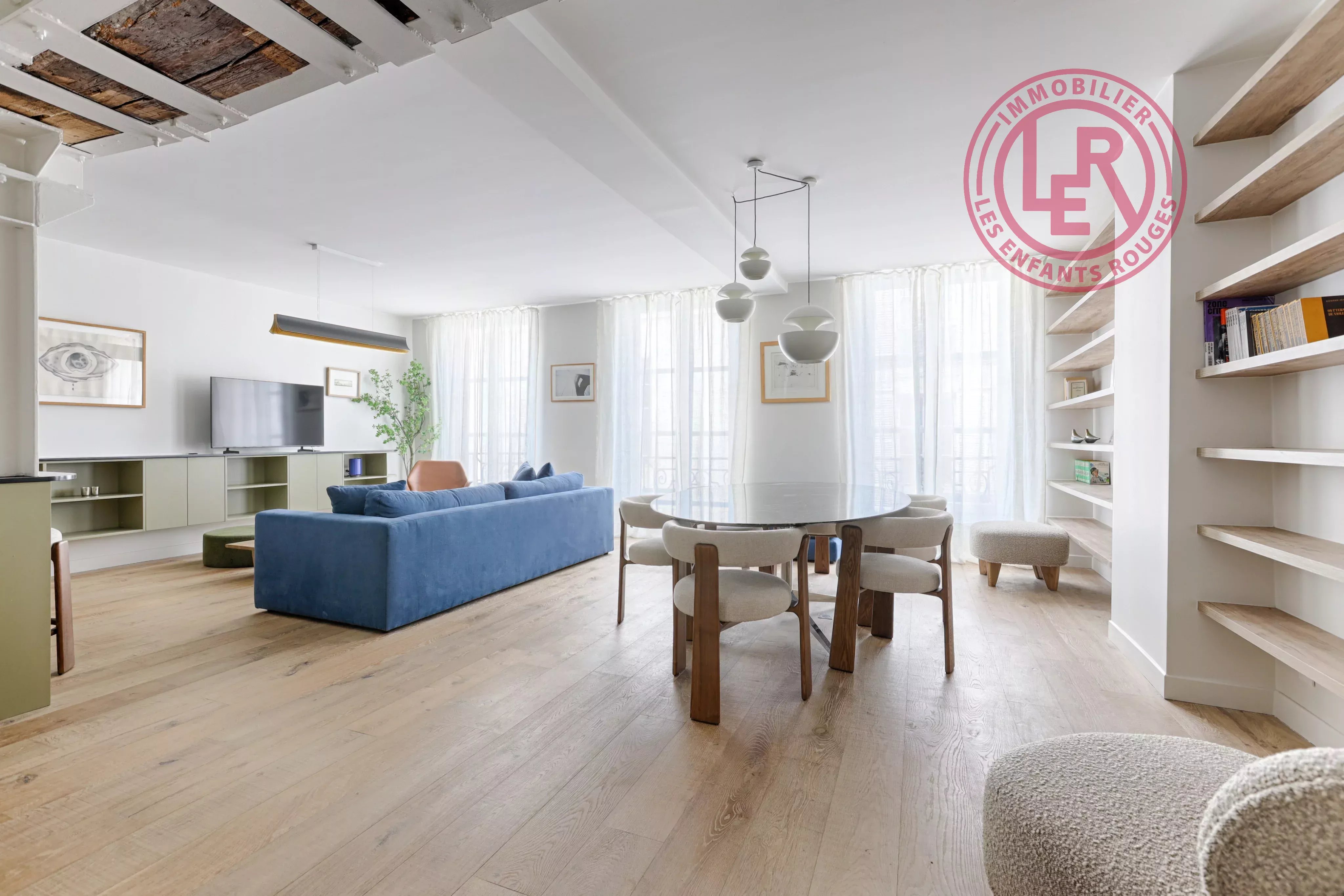 Paris 3rd - Enfants Rouges District - Exceptional Quiet Apartment, Fully Renovated