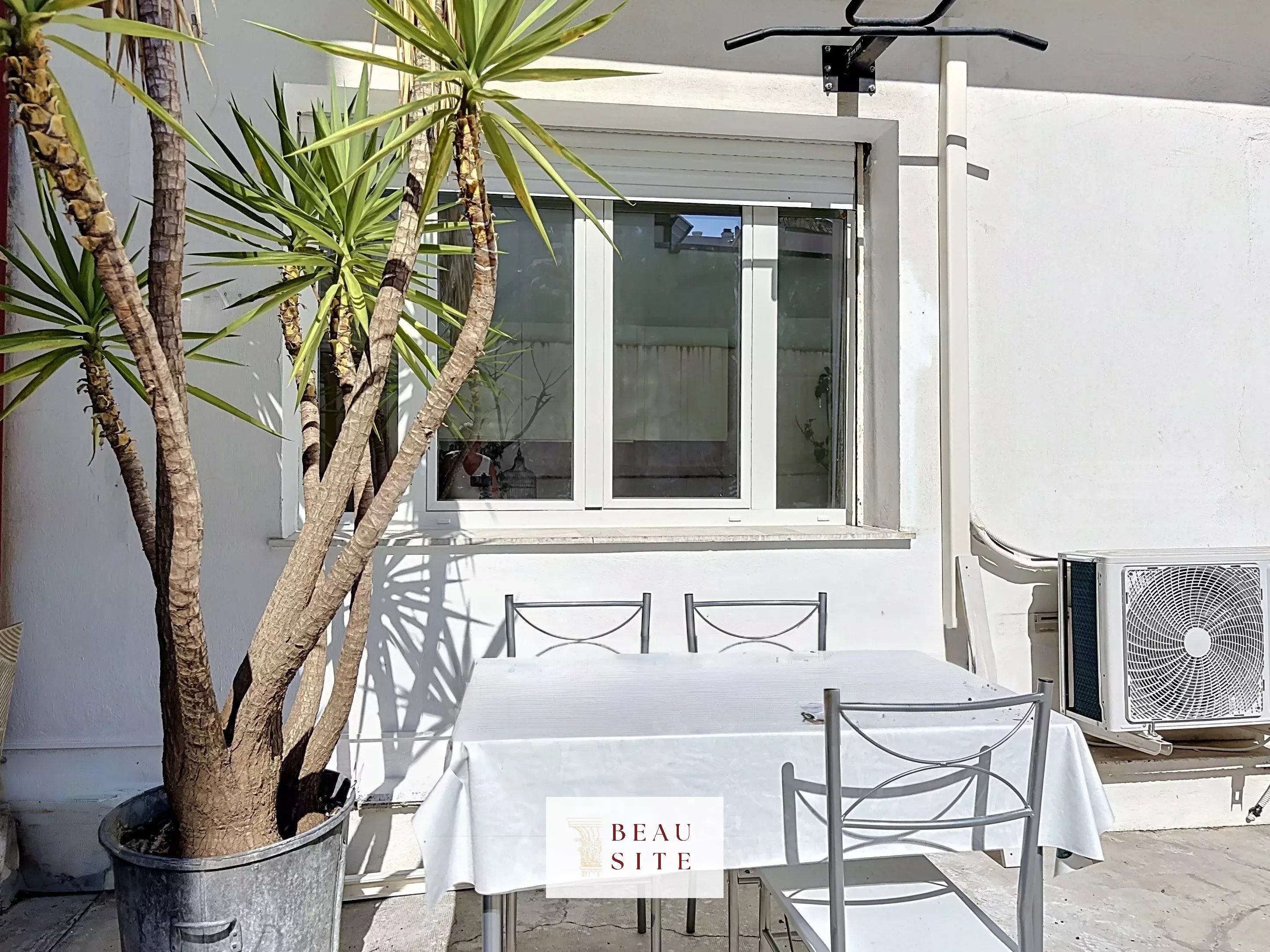Nice - Fleurs :  Charmant 2 pièces meublé 32 m²