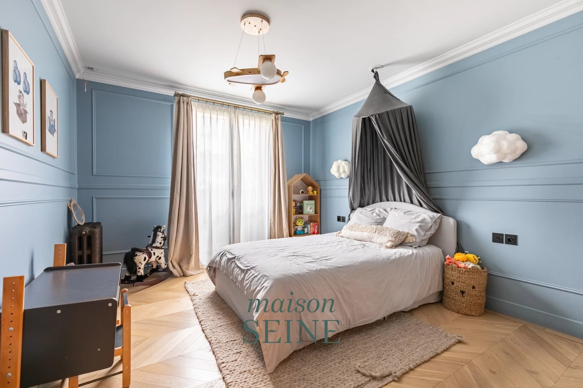Neuilly sur Seine - Saint James - Hôtel particulier avec piscine et toit terrasse - Garage