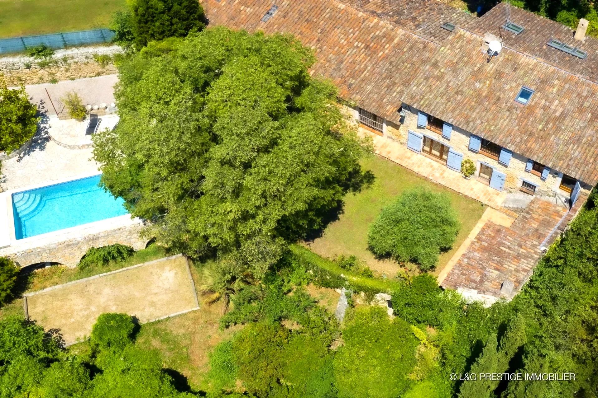 Canton de Fayence – Élégante Bergerie du XVIIe siècle avec Piscine & Dépendances