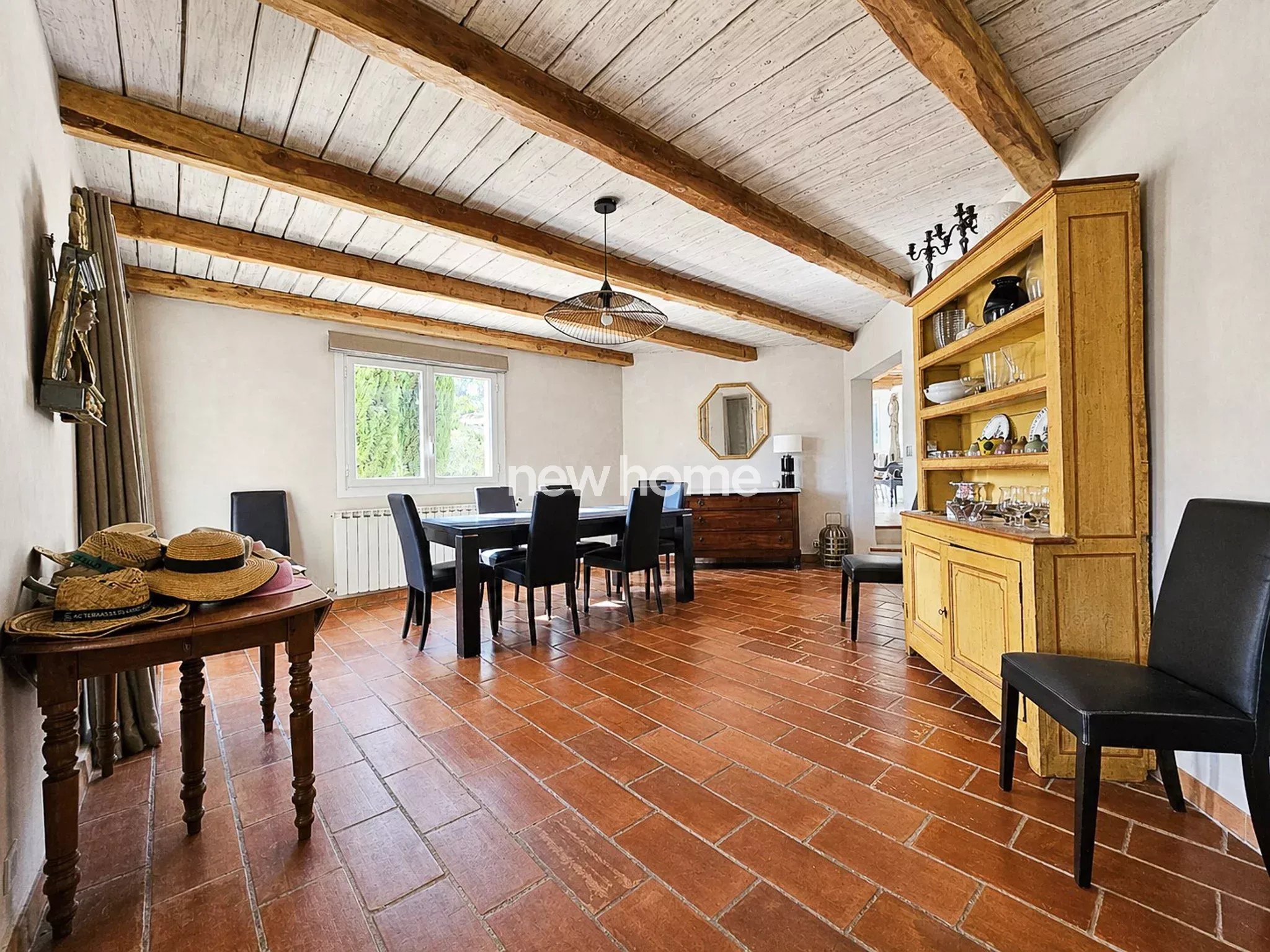 Carcès – Propriété d’exception de 300 m² avec piscine, vue panoramique et 3,5 hectares