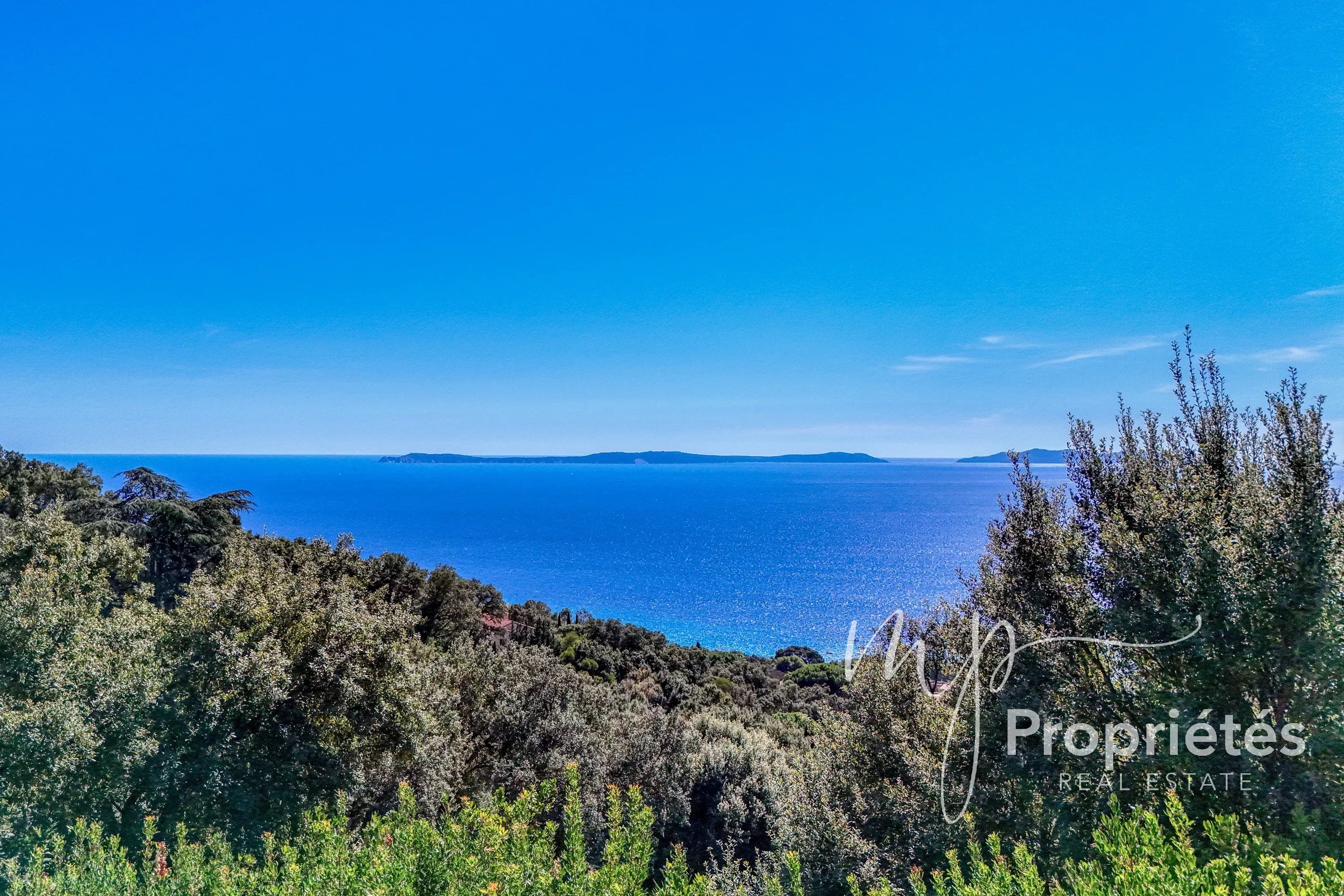 EXCLUSIVITE - Propriété d'exception 9 pièces
