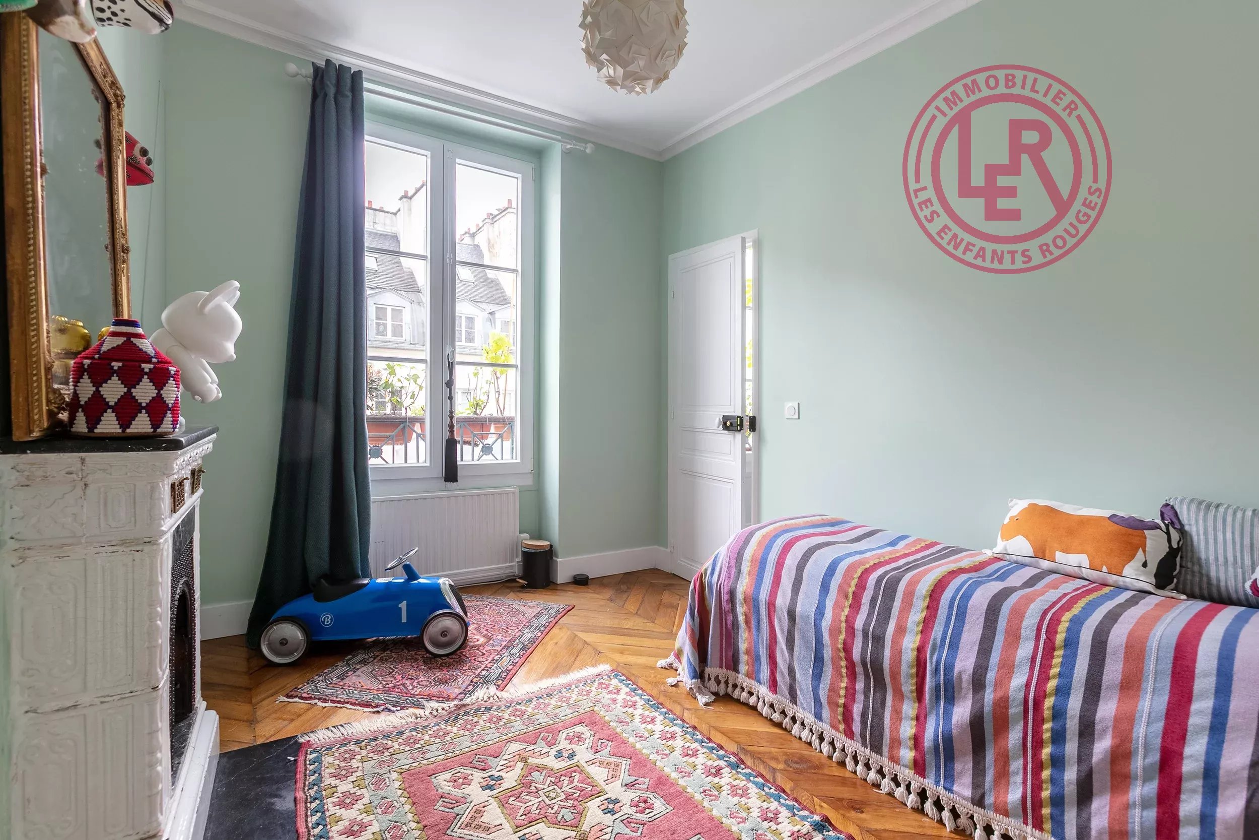 Paris 3rd - Sunny Family Apartment