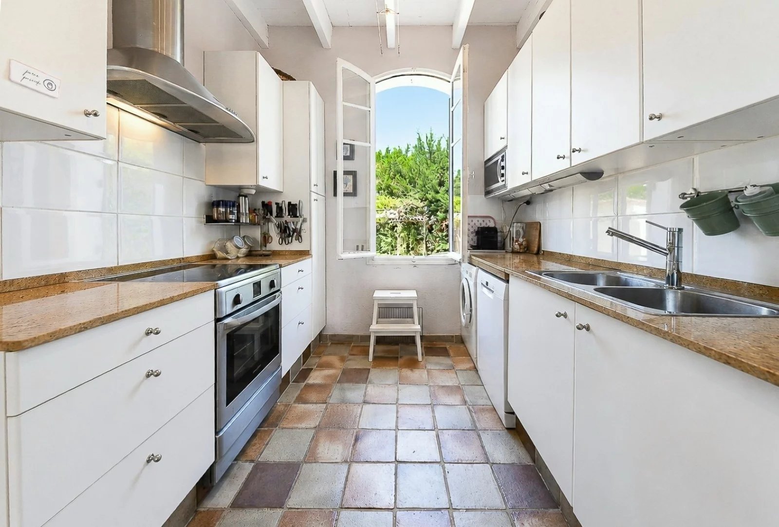 Uzès : charmante maison au cœur d'un bel environnement