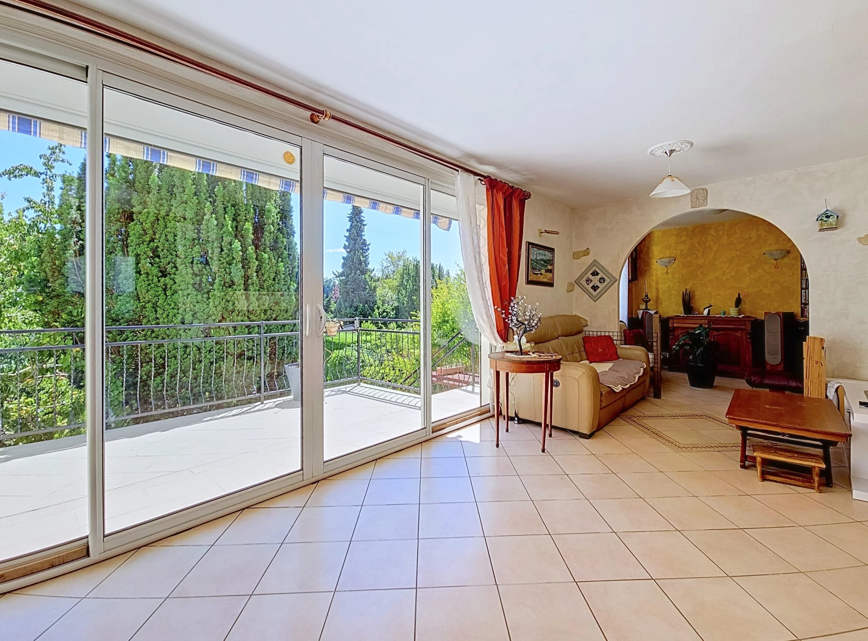 House - 148 m² - 7 rooms