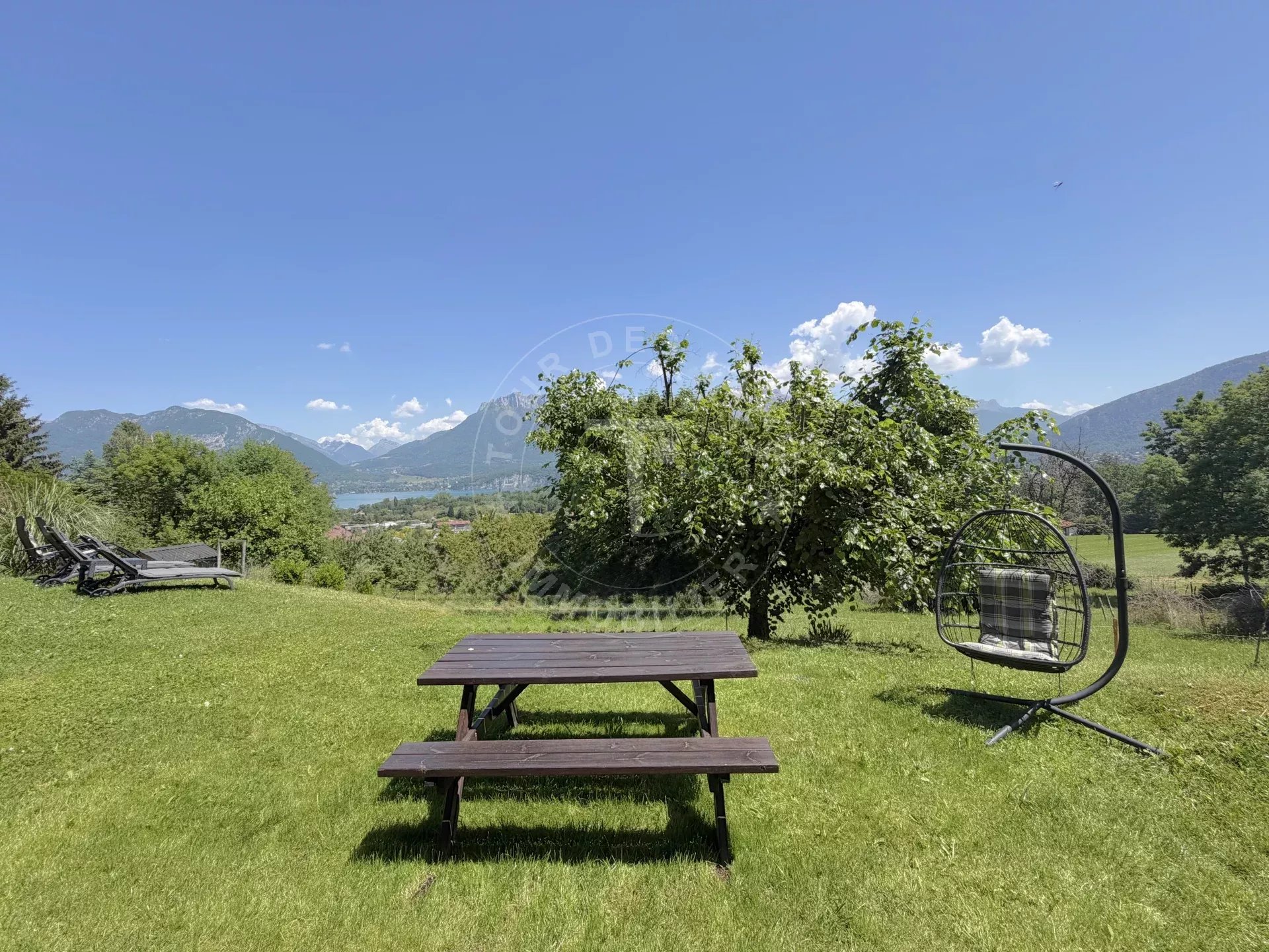 SOUS-OFFRE - Chalet vue panoramique sur le lac d’Annecy – Sevrier