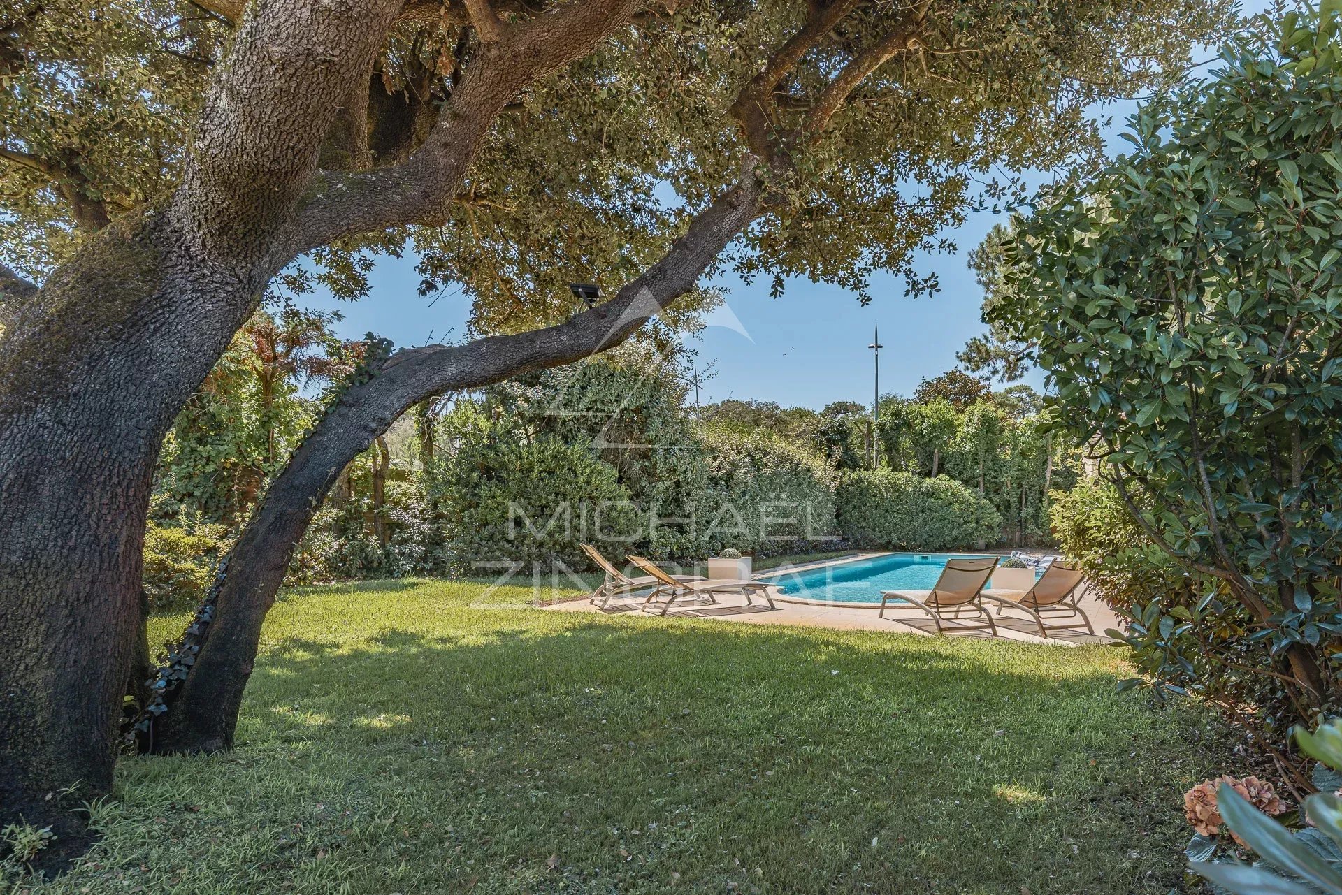 Pyla-sur-Mer – Elegant Villa Just Steps from the Beach