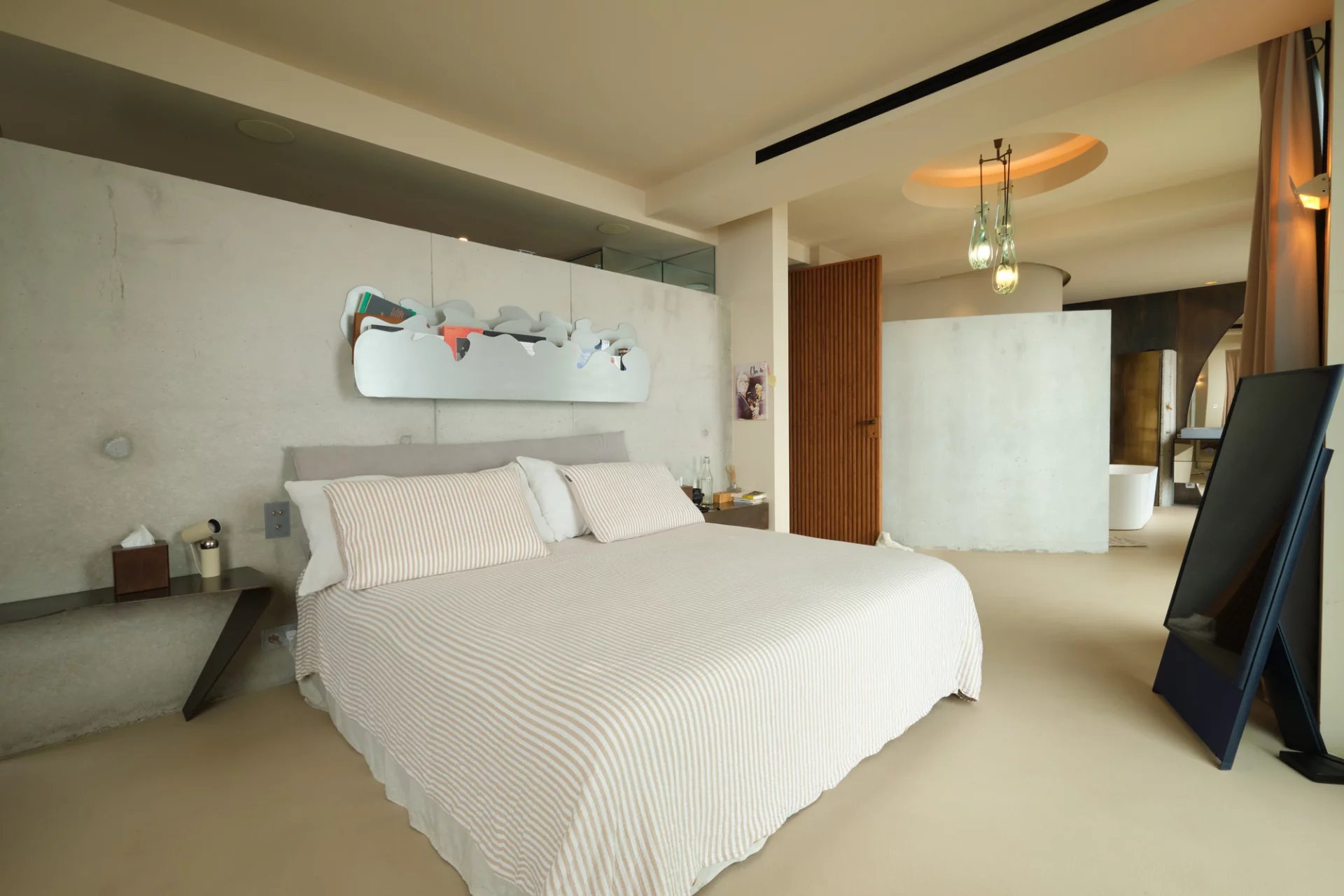 ROQUEBRUNE CAP MARTIN – VILLA CONTEMPORAINE