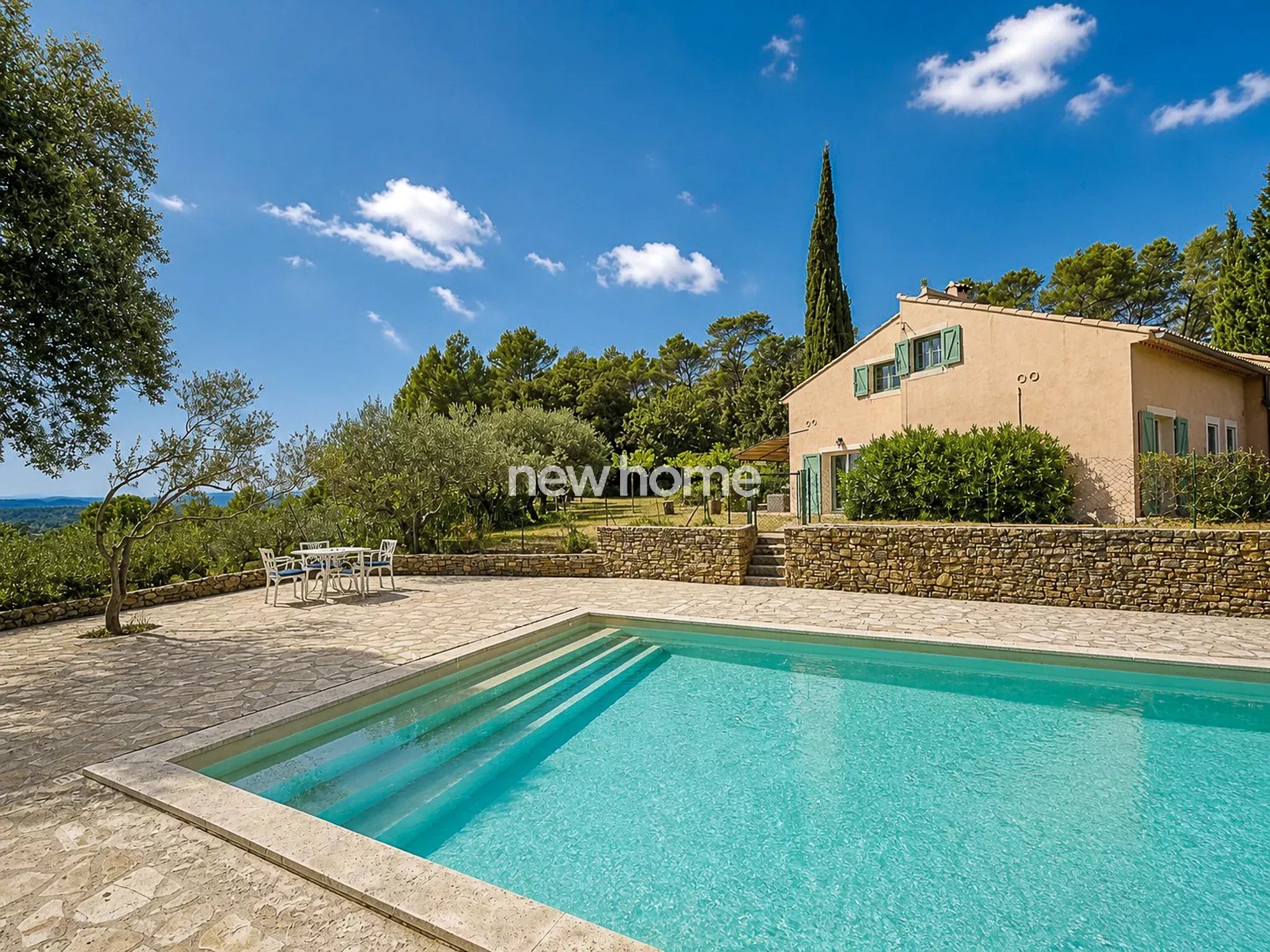 Carcès – Propriété d’exception de 300 m² avec piscine, vue panoramique et 3,5 hectares