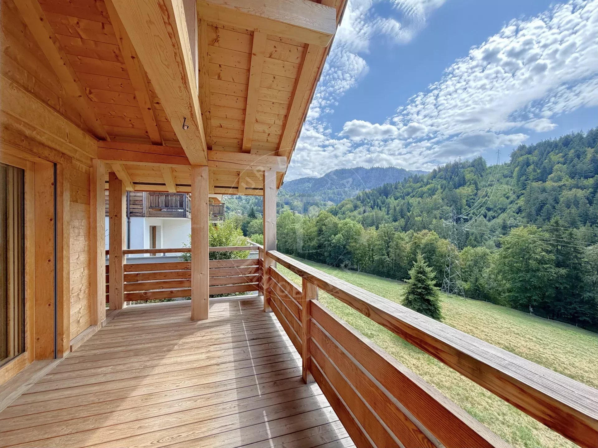 St Jean de Sixt - Chalet de 2022 plein centre de 3 chambres – au calme