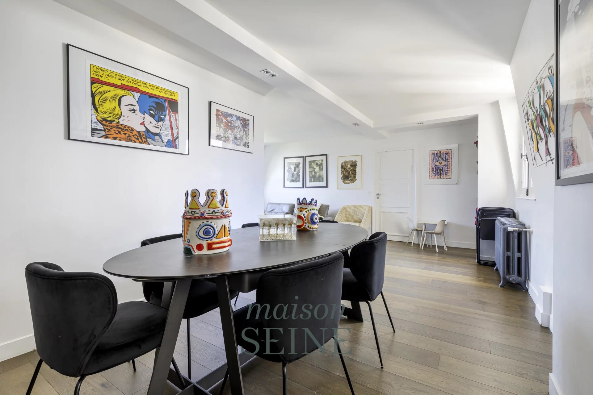 Exclusivité - Neuilly Full Pasteur - Ecole Bleue - Appartement étage élevé dans immeuble de grand standing - 2 chambres
