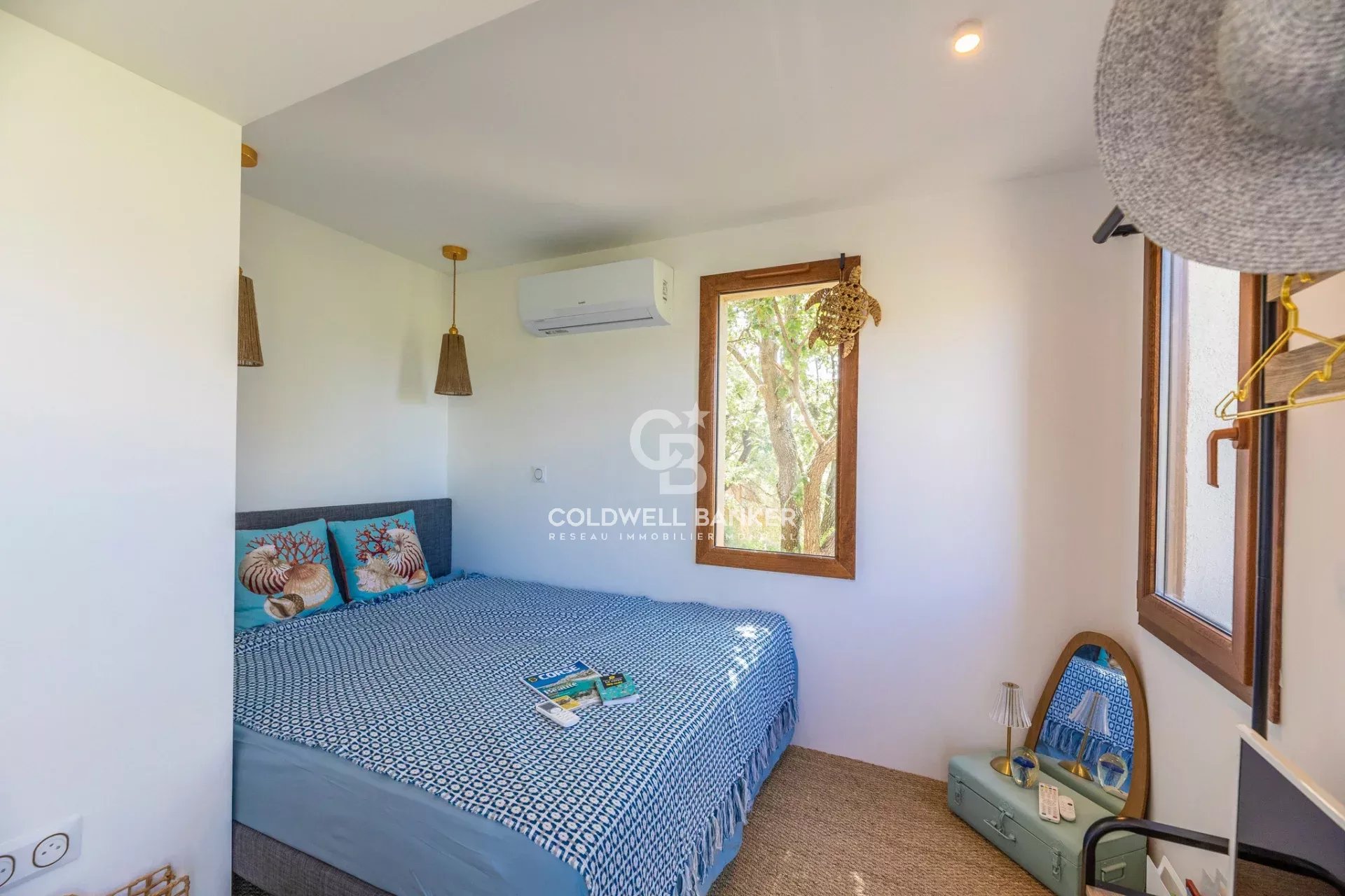 PIGNA – EXCEPTIONAL PROPERTY WITH PANORAMIC VIEWS OF THE SEA, VILLAGE, AND MOUNTAINS