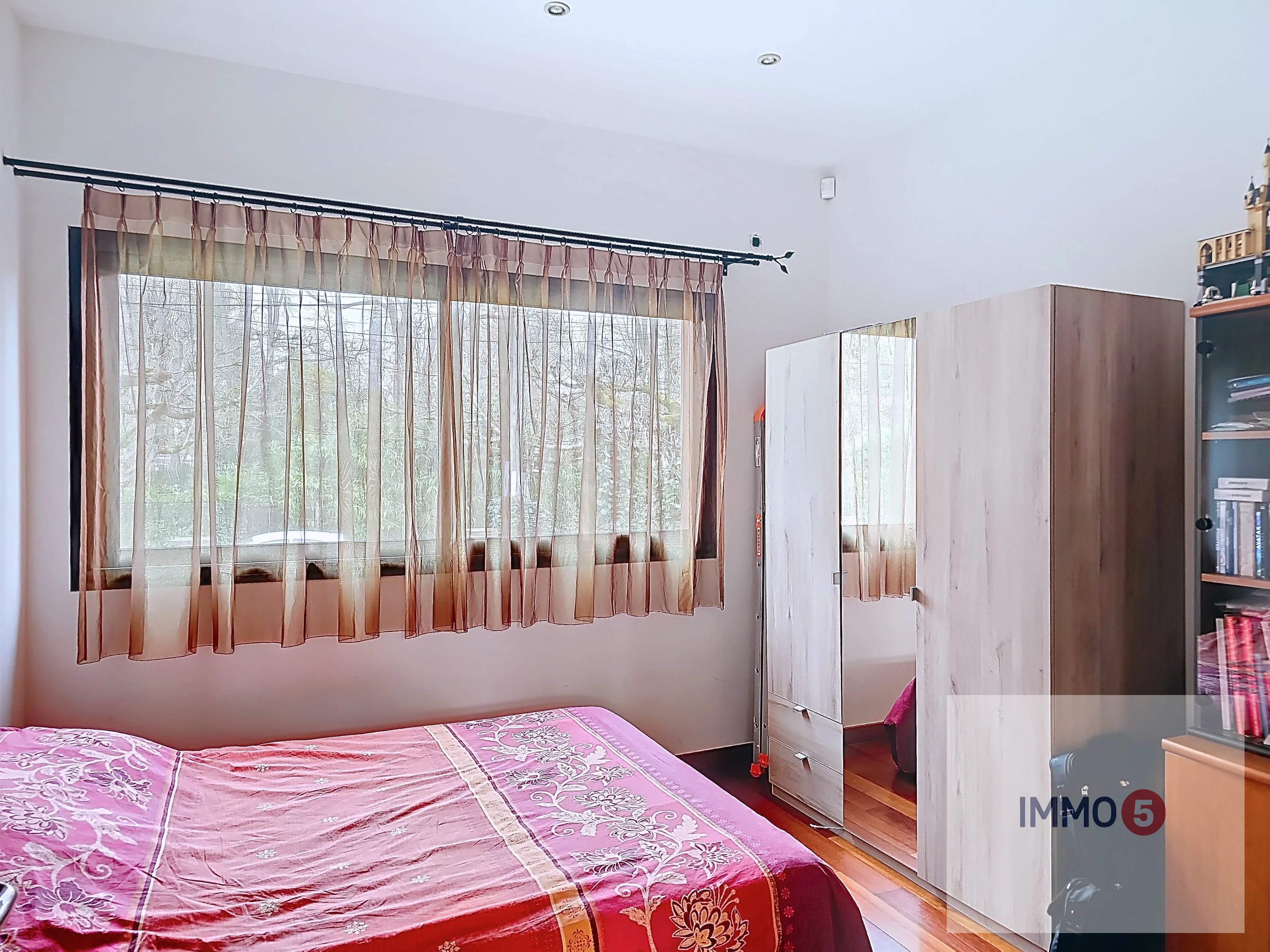 EXCEPTIONAL CITY CENTRE - MAGNIFICENT ARCHITECT-DESIGNED HOUSE - HIGH STANDING!