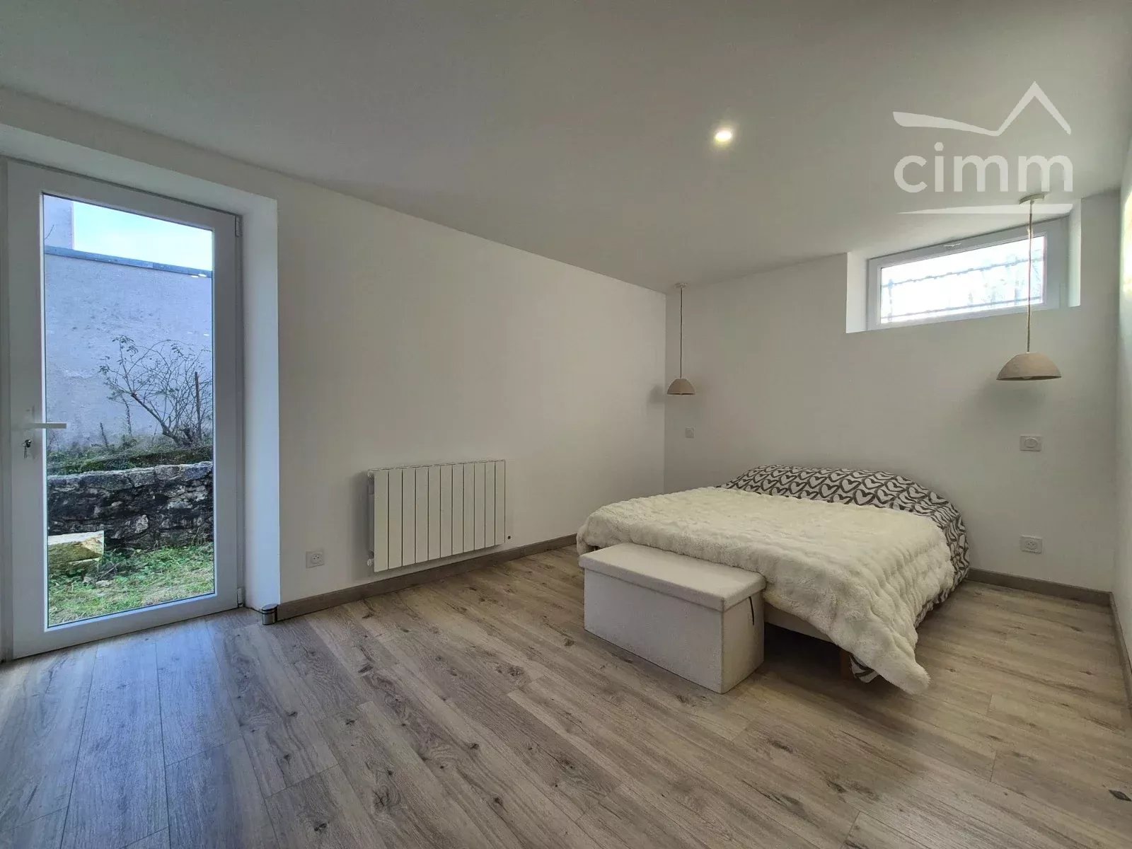 Maison de 150 m² avec 6 chambres, cave voûtée et double garage – Menars – Terrain 1 350 m²