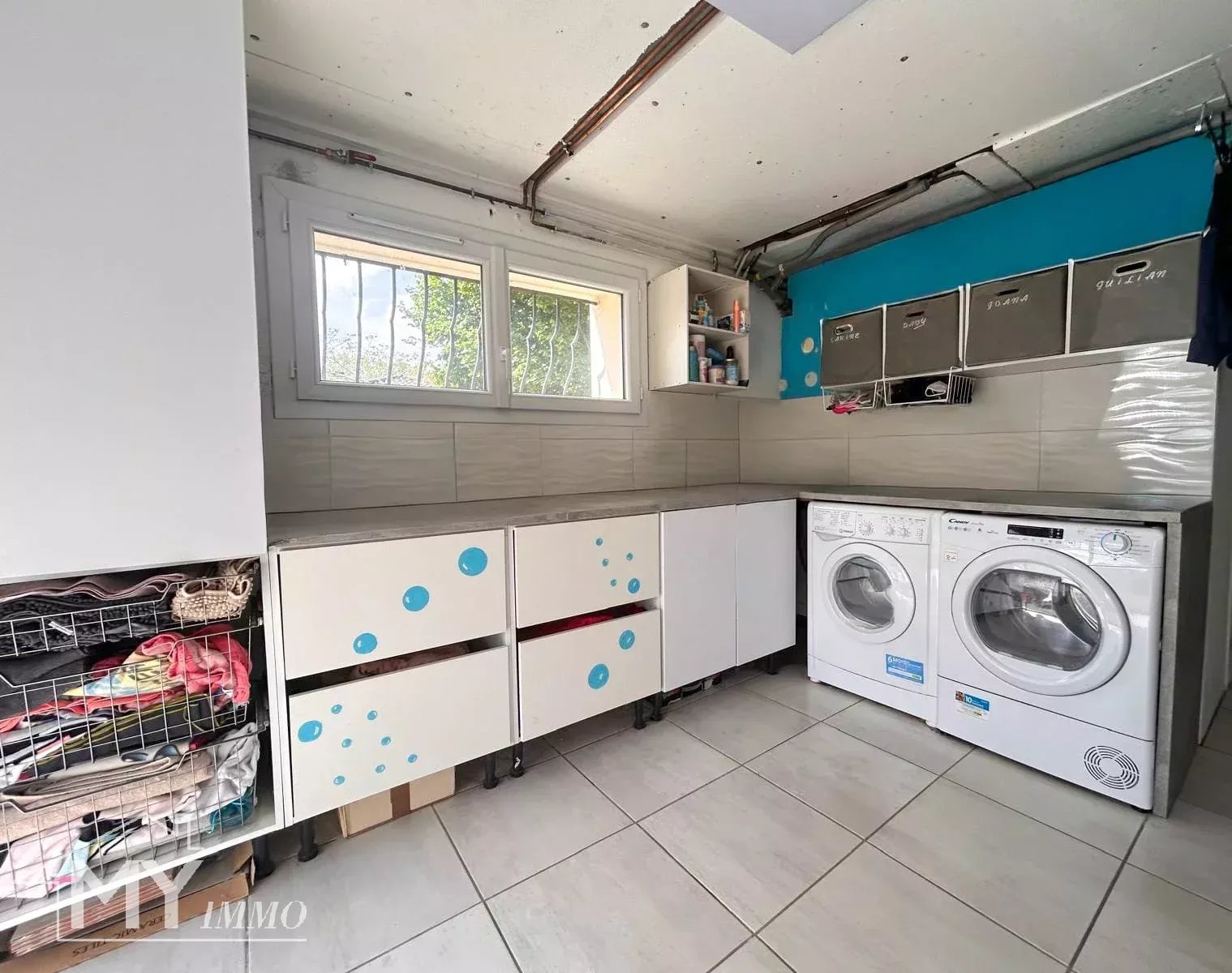 PRIGONRIEUX : Maison familiale avec piscine et grand terrain