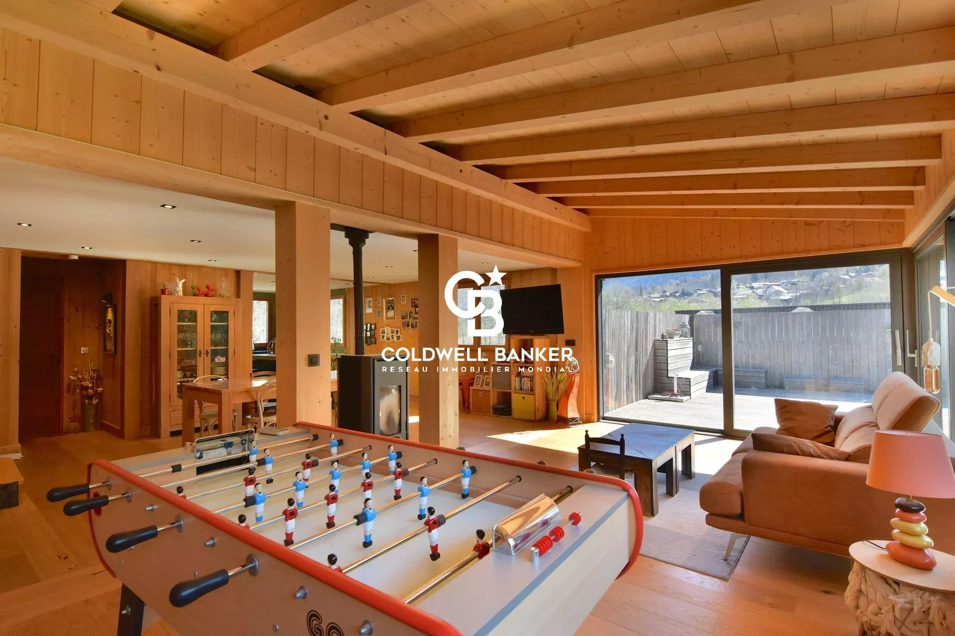 Propriété sur 2 niveaux avec bureaux et appartements - 197 m² - Les Houches