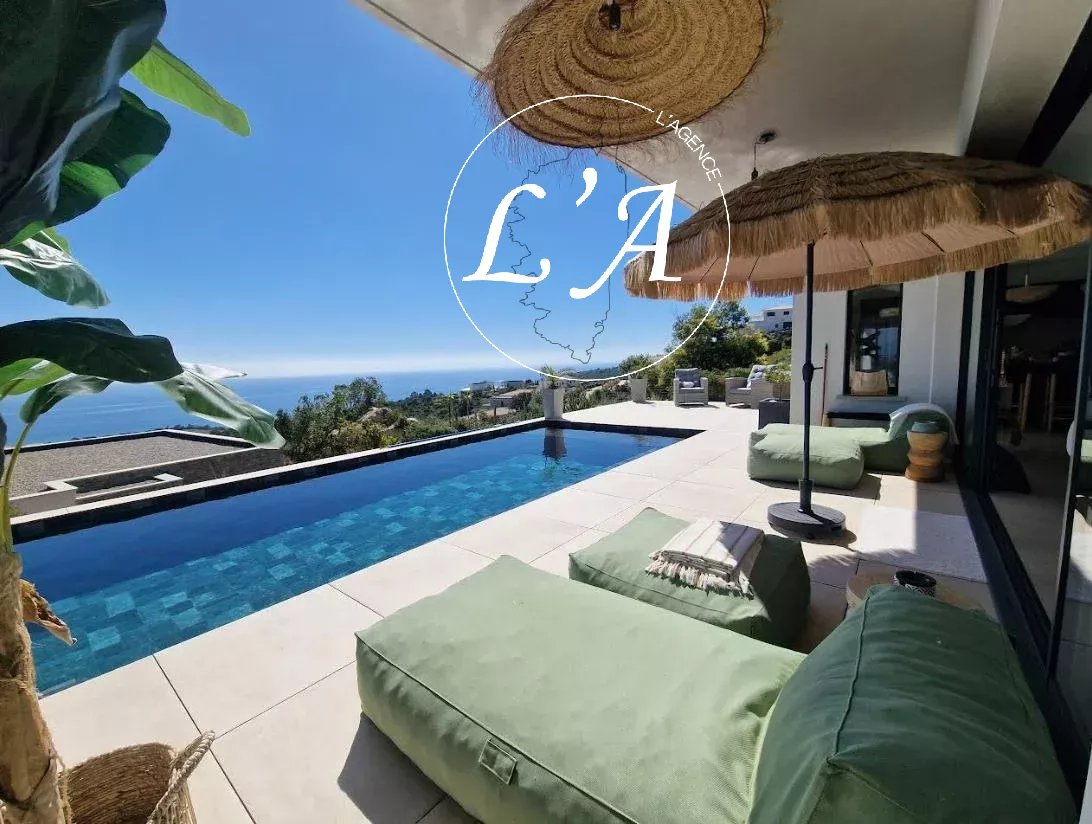 Solenzara - Villa with panoramic sea view and heated pool