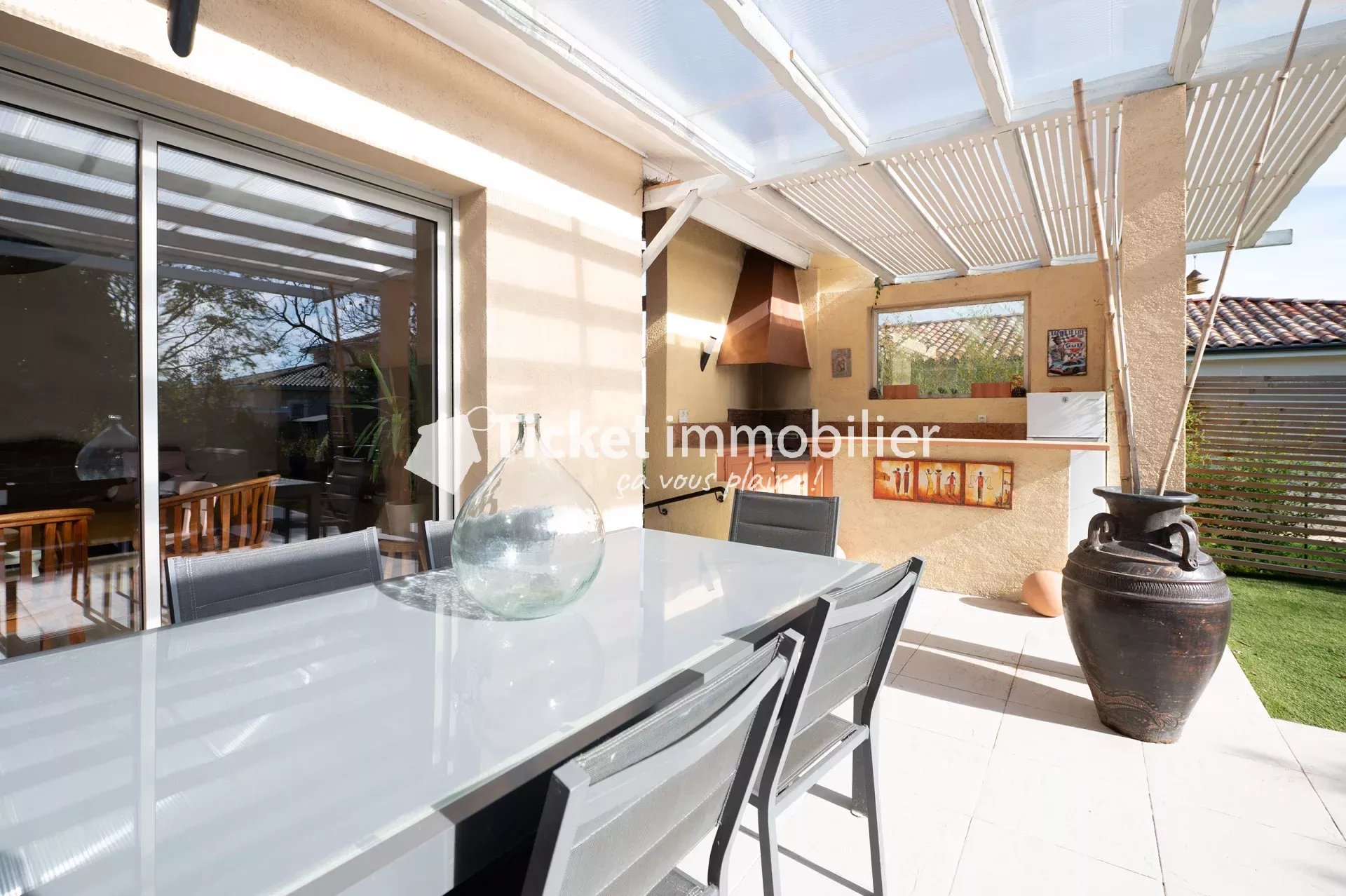 MAISON T9 203m2 RÉNOVÉE ET D'EXCEPTION AVEC TRIPLE GARAGE, POMPE A CHALEUR, TERRAIN DE 1636m2 ...