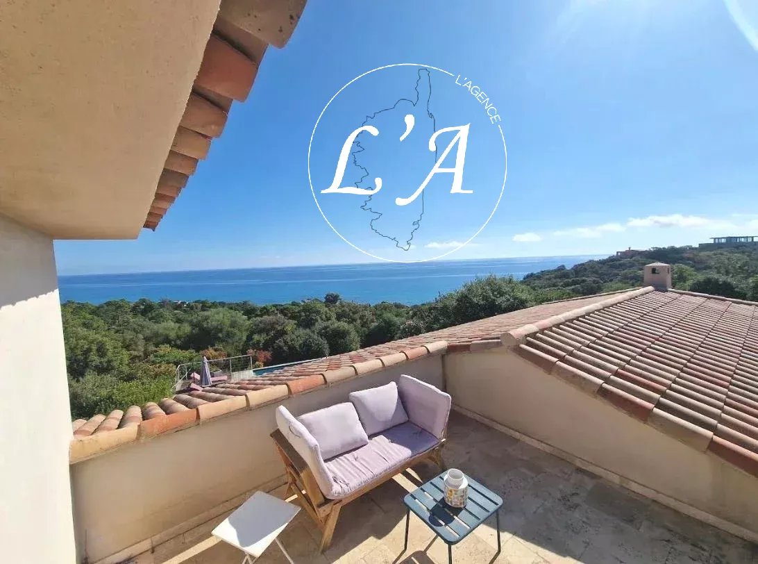 Exceptional Property with Sea View - Les Hauts de la Testa