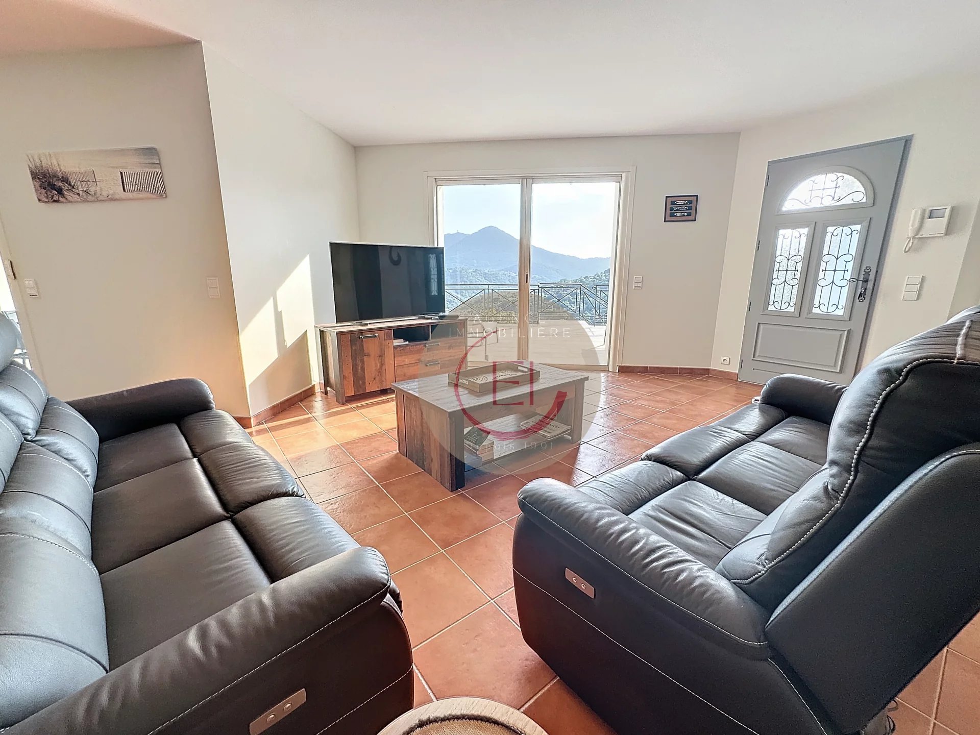 NICE ESTEREL VIEW