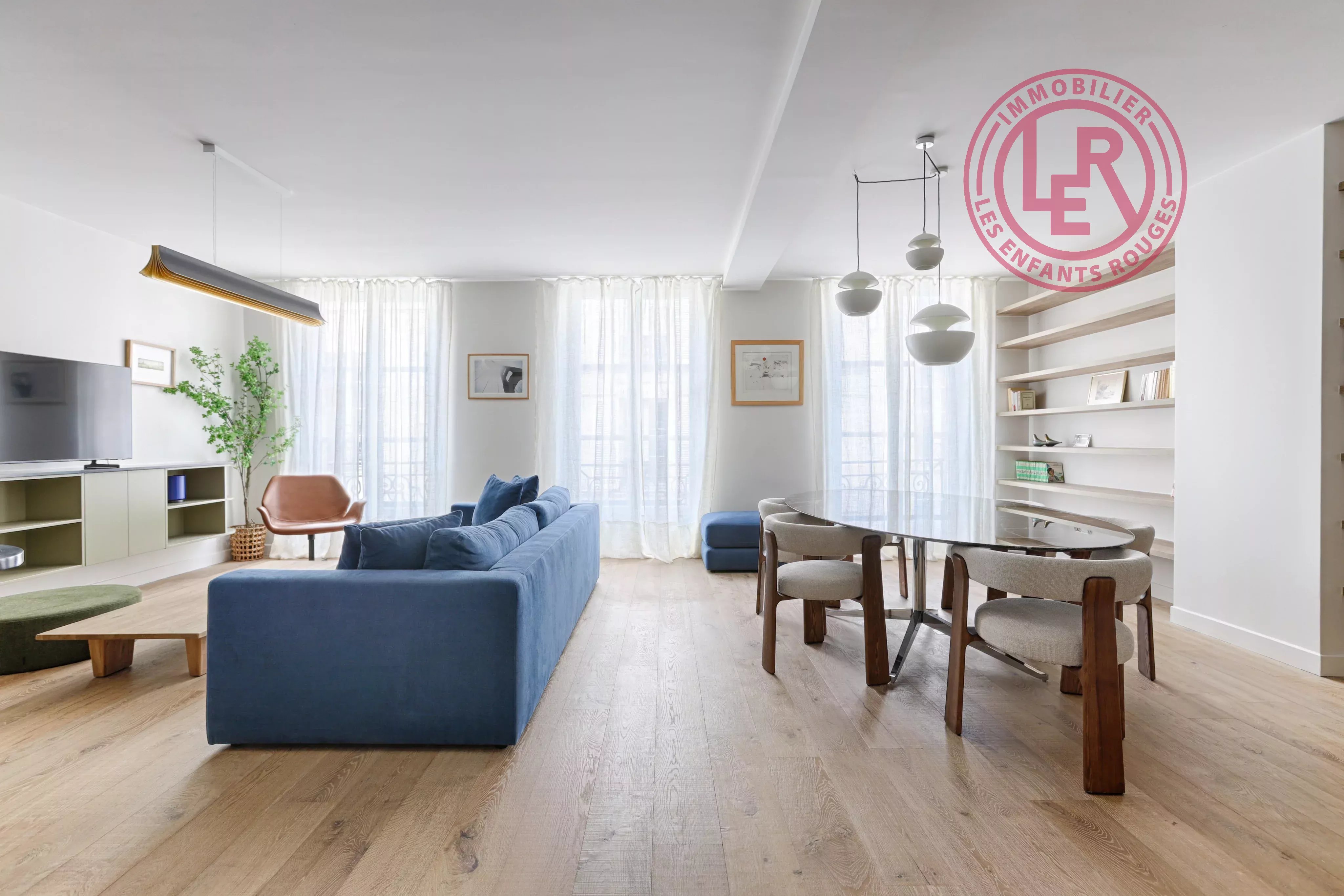 Paris 3rd - Enfants Rouges District - Exceptional Quiet Apartment, Fully Renovated