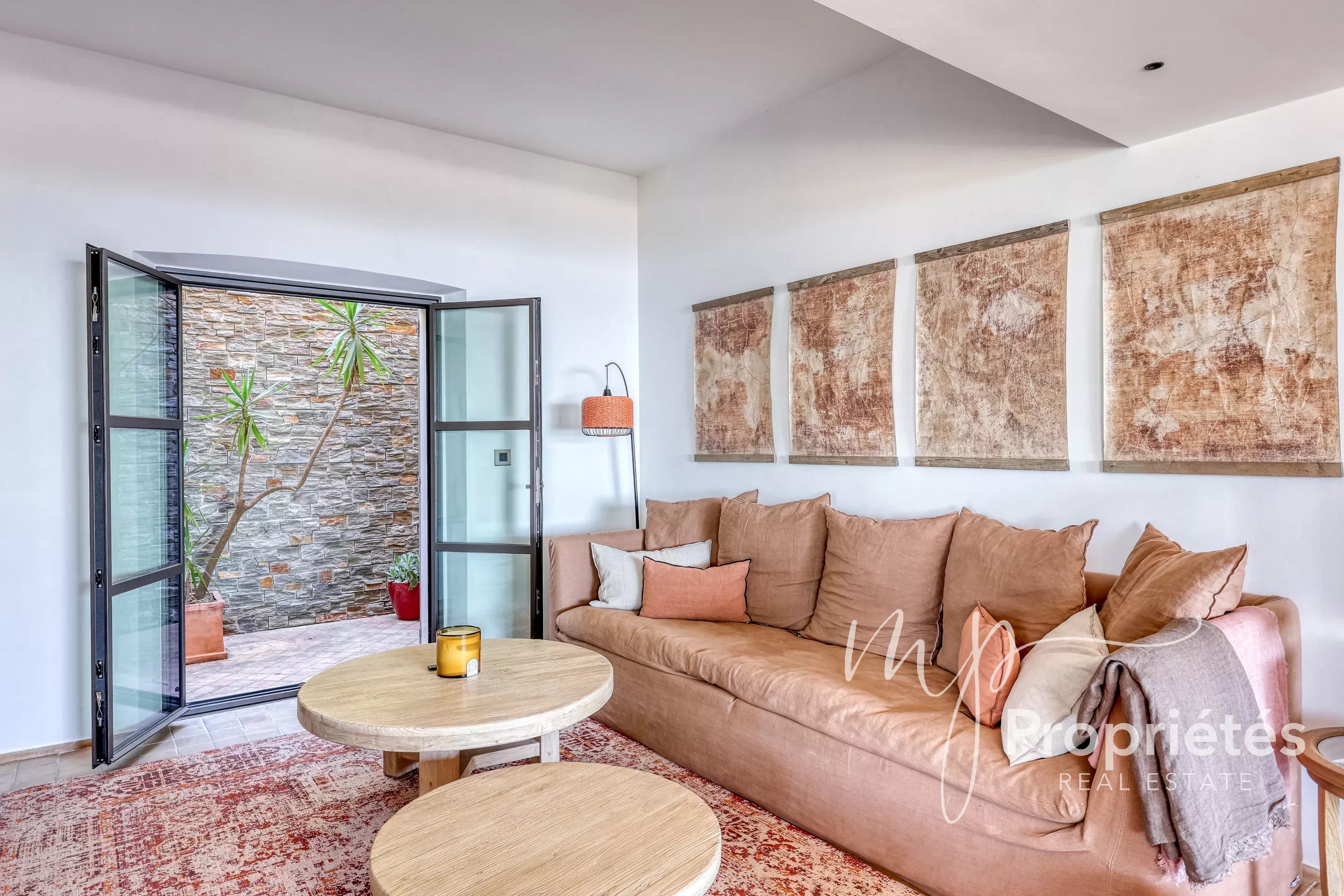 EXCLUSIVITE - Propriété d'exception 9 pièces