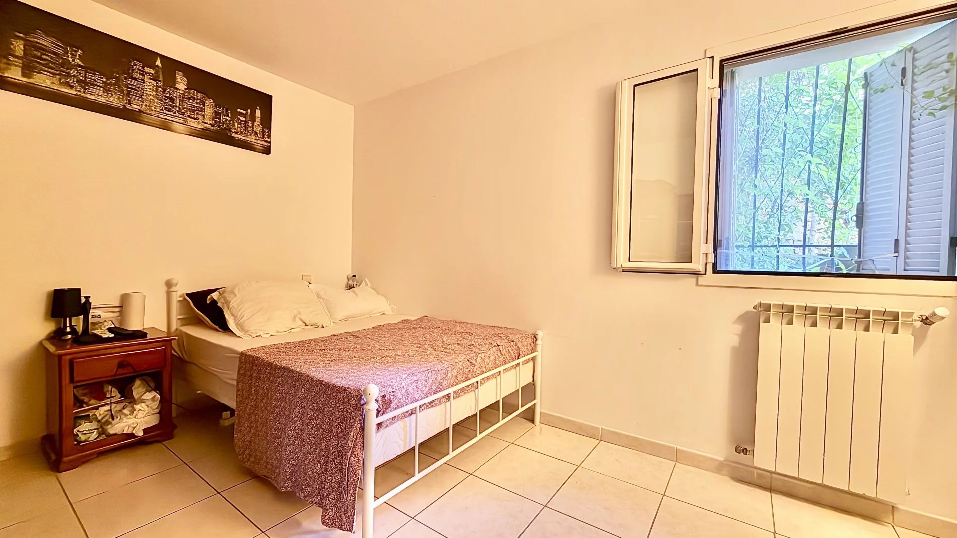 Maison d'exception vue mer de 250 m2 à Vallauris, sur terrain de 1500 m² avec possibilité d'extension