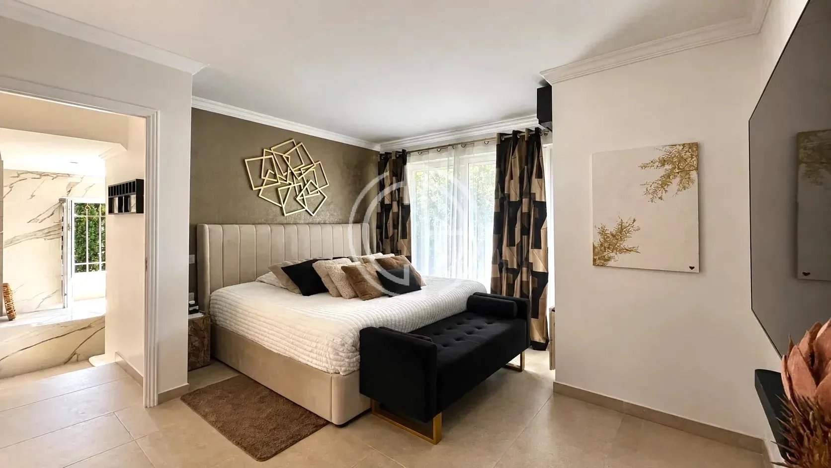 VILLA ABSOLUTE CALM - CLOSE TO TOWN CENTER