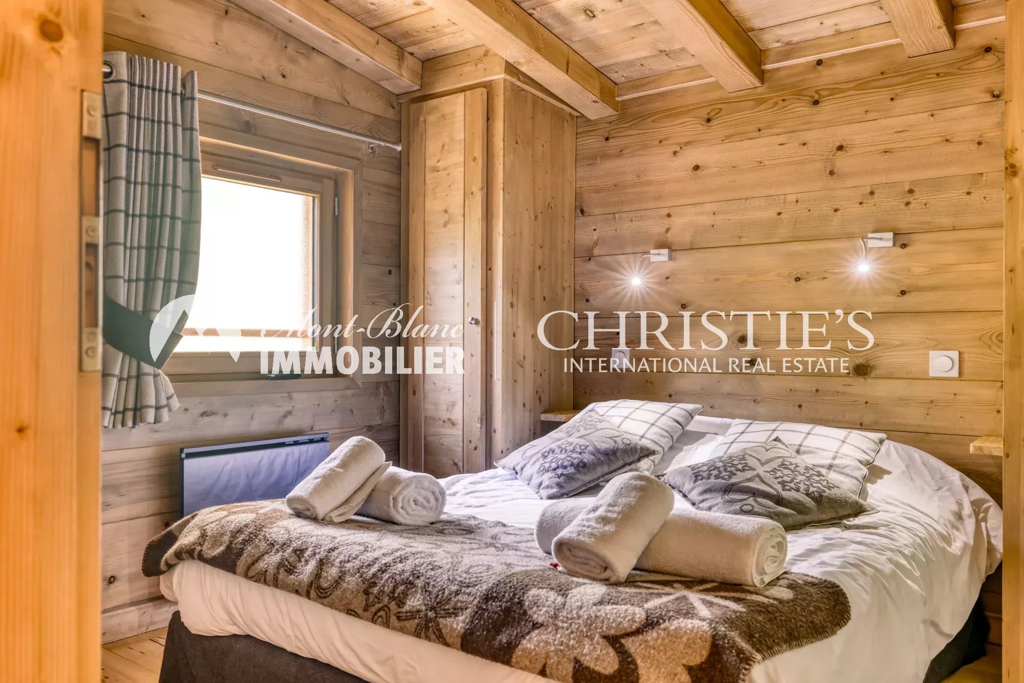 CHALET D'EXCEPTION EN ALTITUDE - BETTEX - SKIS AUX PIEDS