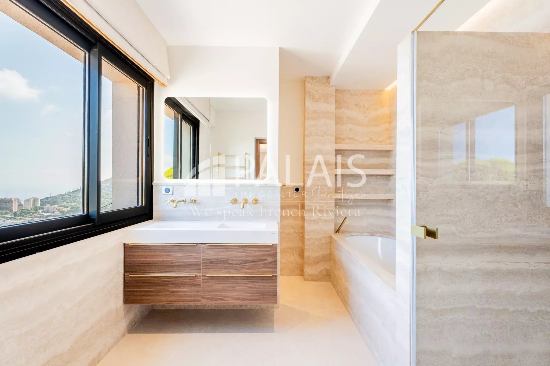 Villa contemporaine neuve proche de Monaco