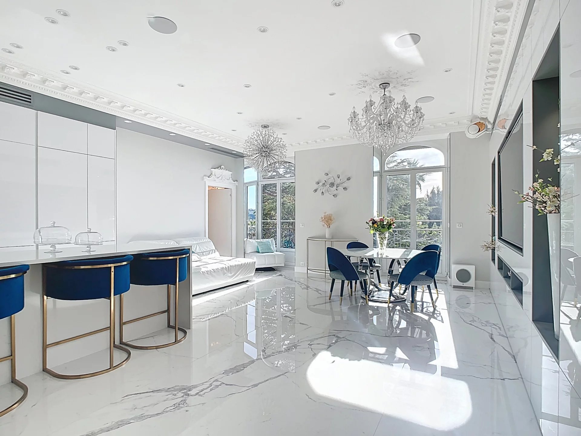 Nice - Cimiez : Winter Palace - luxueux 4 pièces rénové