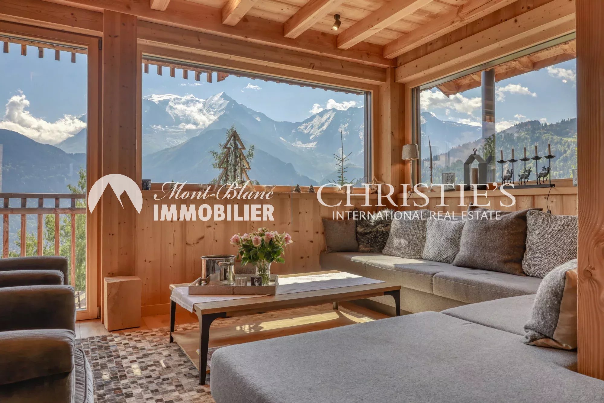 Architect’s chalet with exceptional view of Mont Blanc