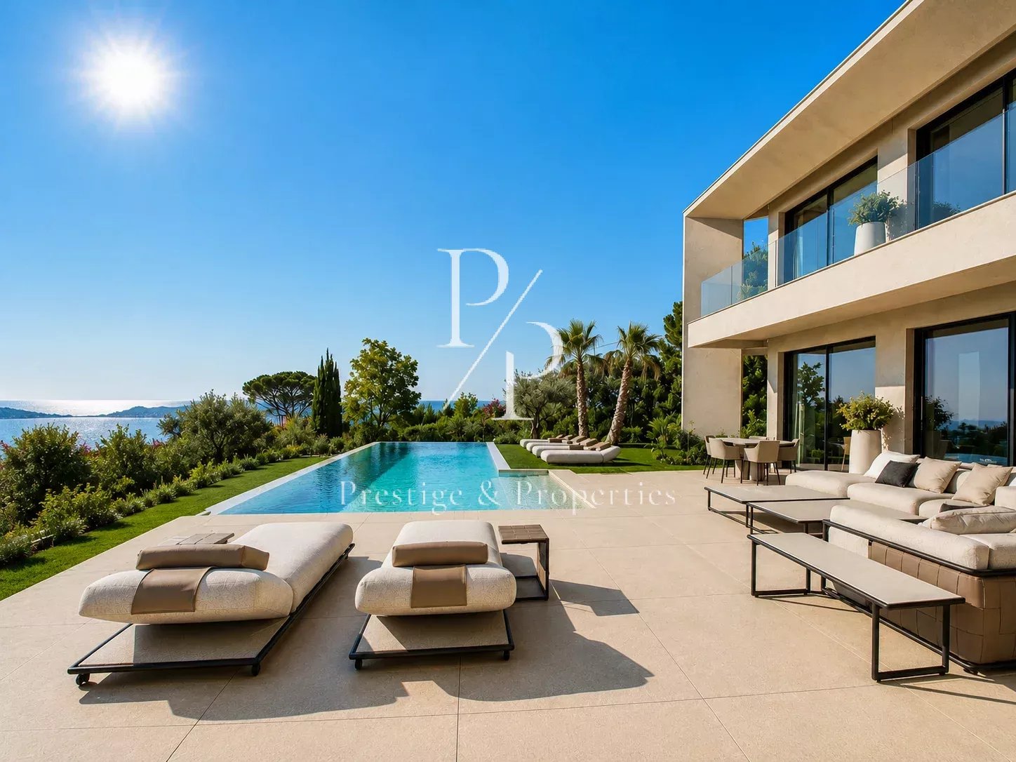 A vendre - Villa Neuve - 525m2 - Garage 10 voitures - Annexe - Vue mer panoramique - Super Cannes
