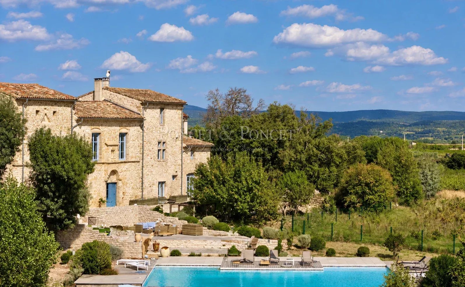 Propriété de caractère proche Montpellier 7,3 ha très calme