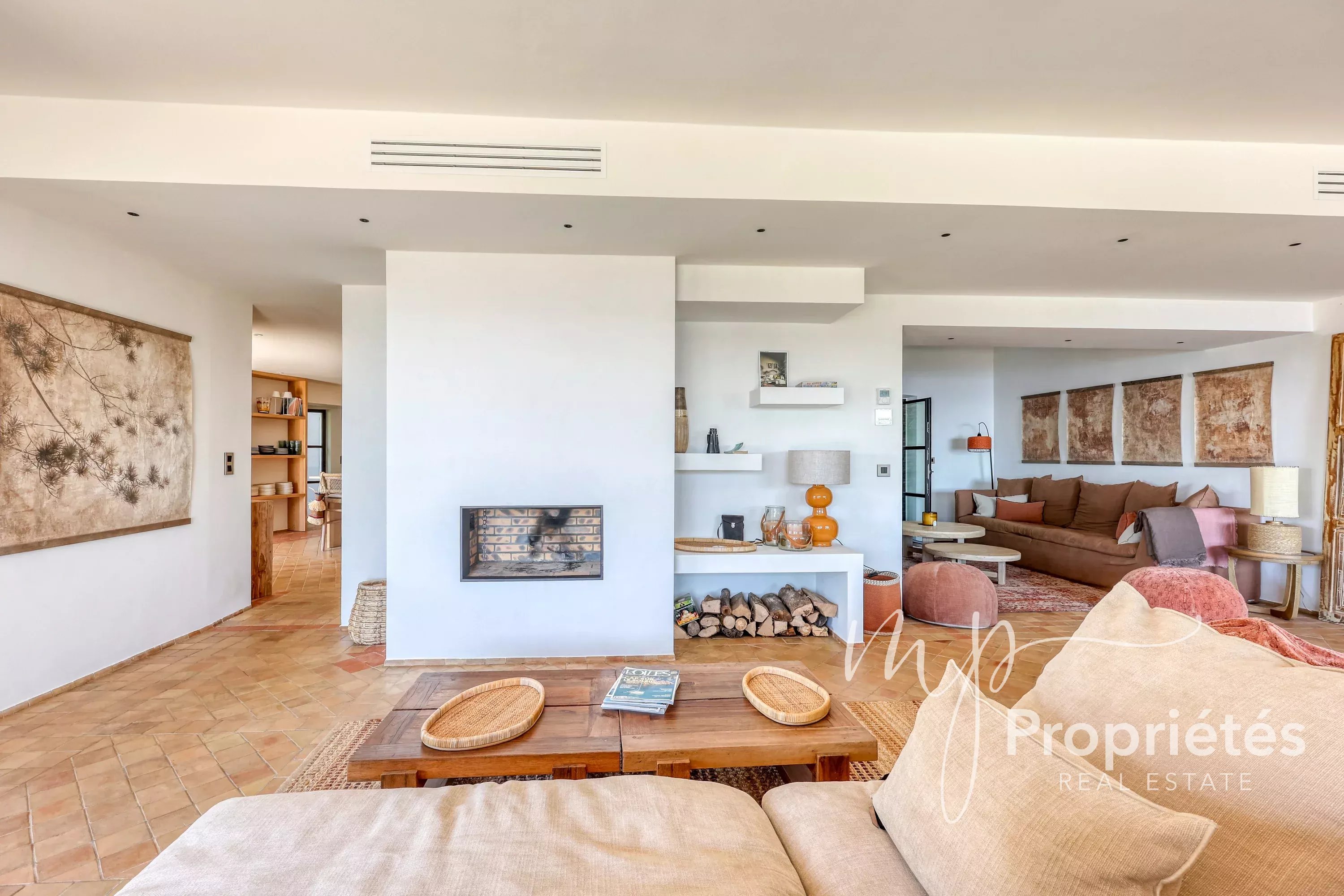 EXCLUSIVITE - Propriété d'exception 9 pièces