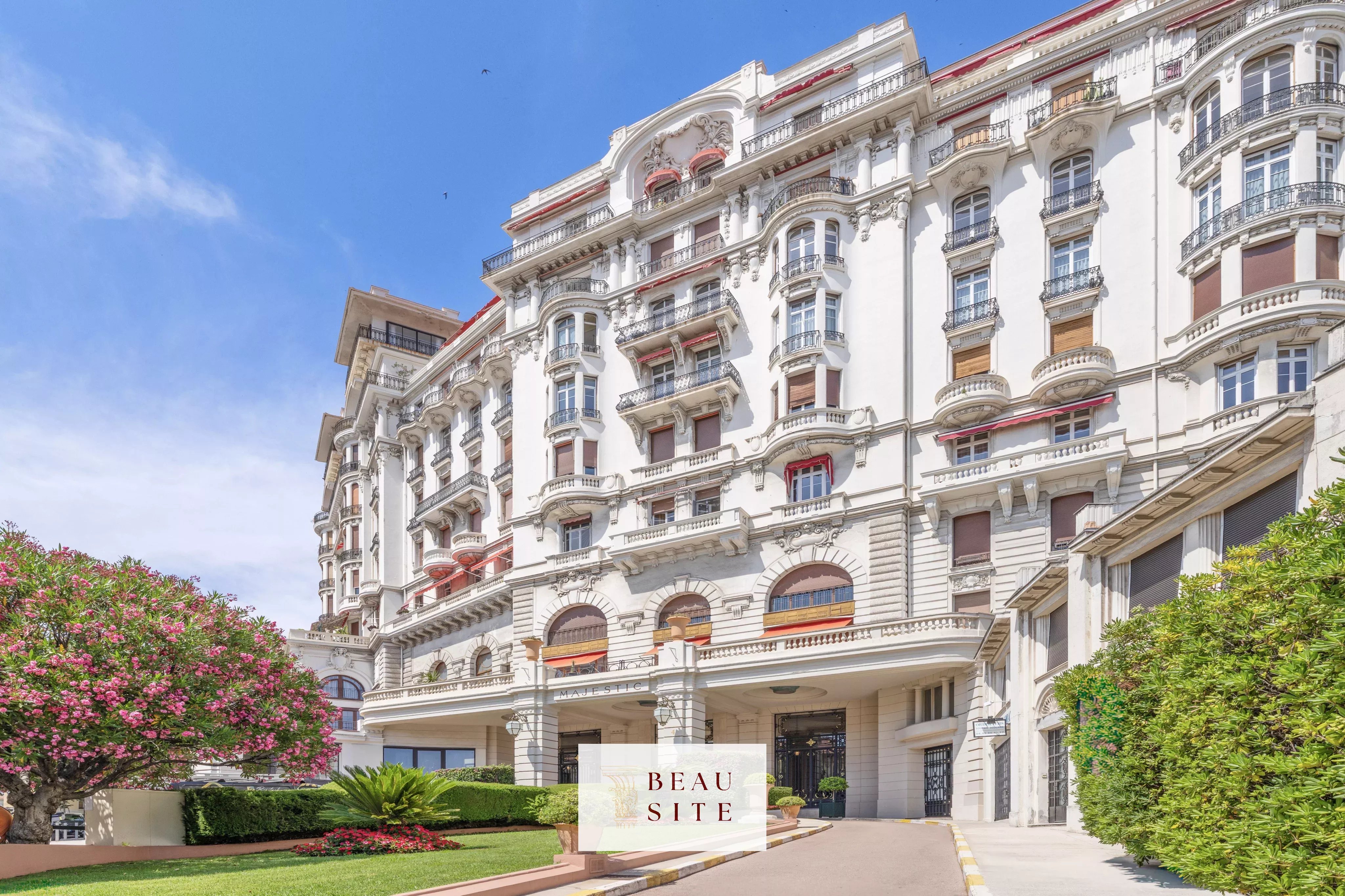 Nice - Bas Cimiez : Appartement bourgeois 4 pièces d’exception