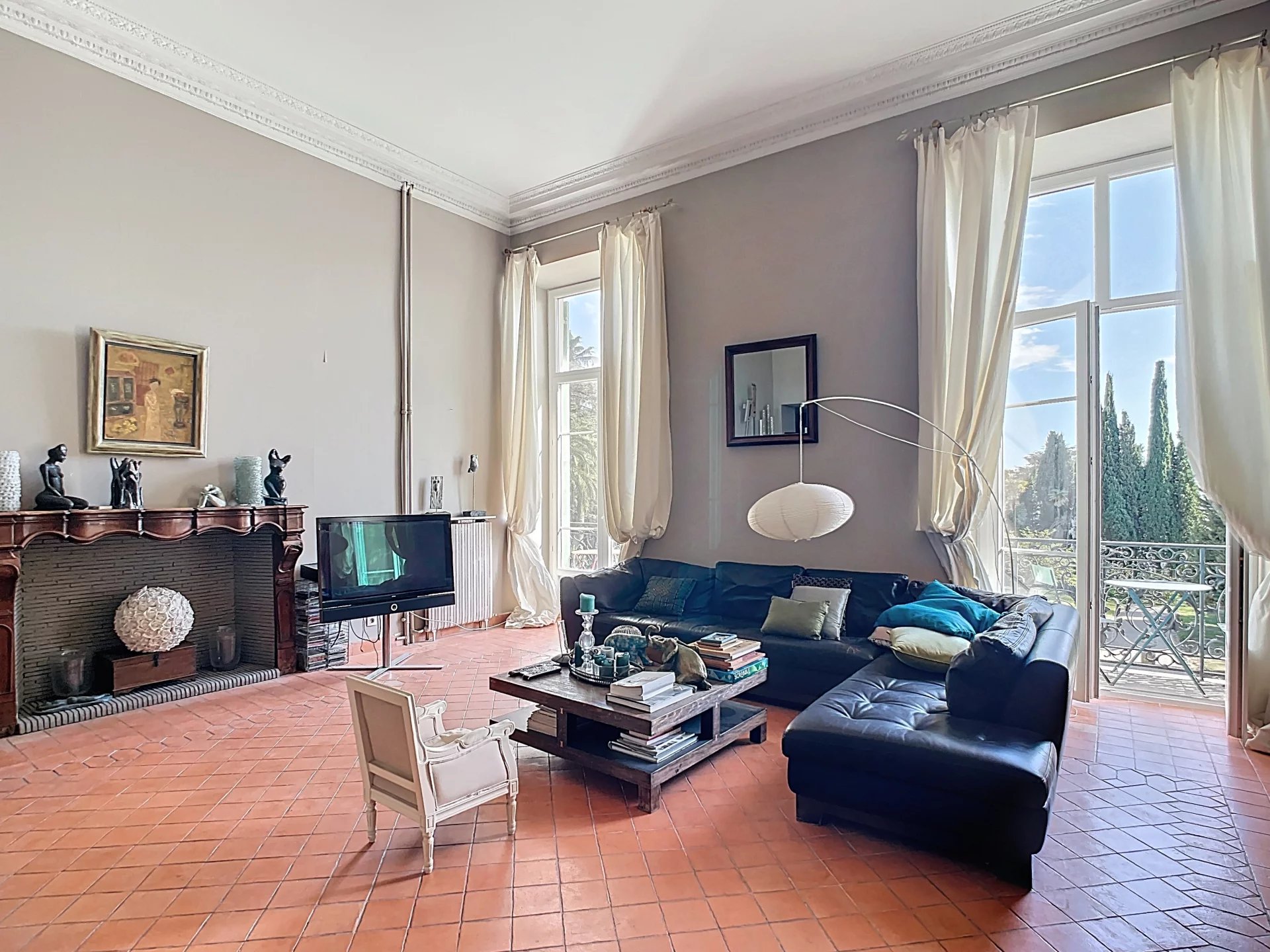 Nice - Cimiez : Palais Belle Époque, 5 pièces d’exception de 156m².