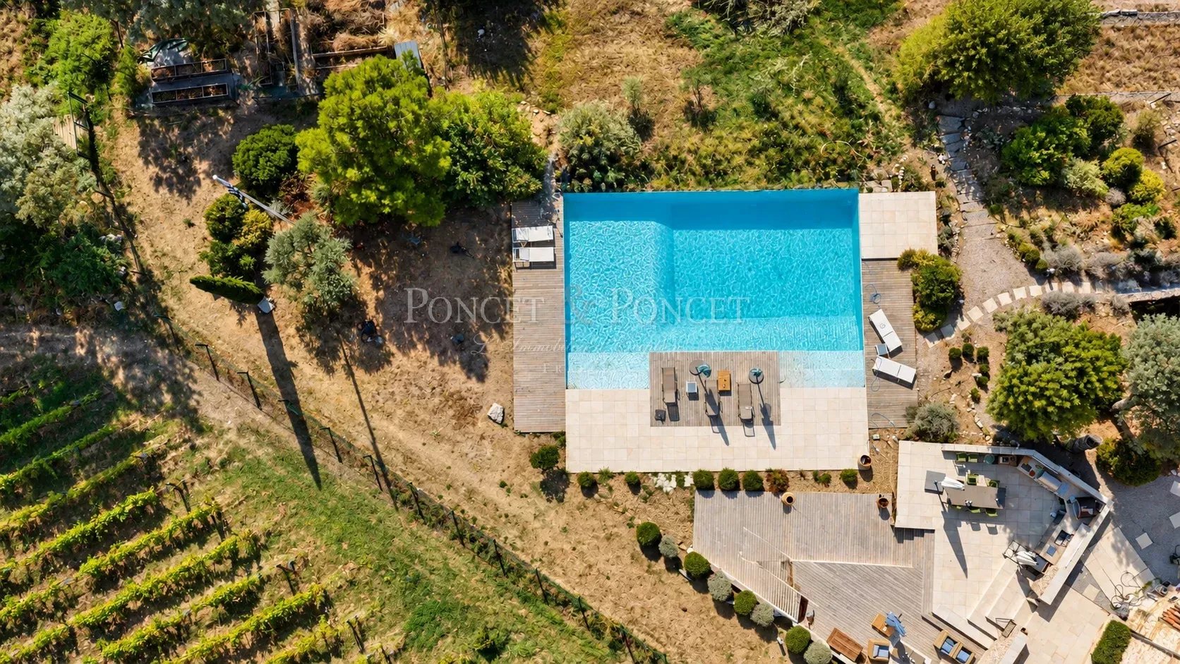 Propriété de caractère proche Montpellier 7,3 ha très calme