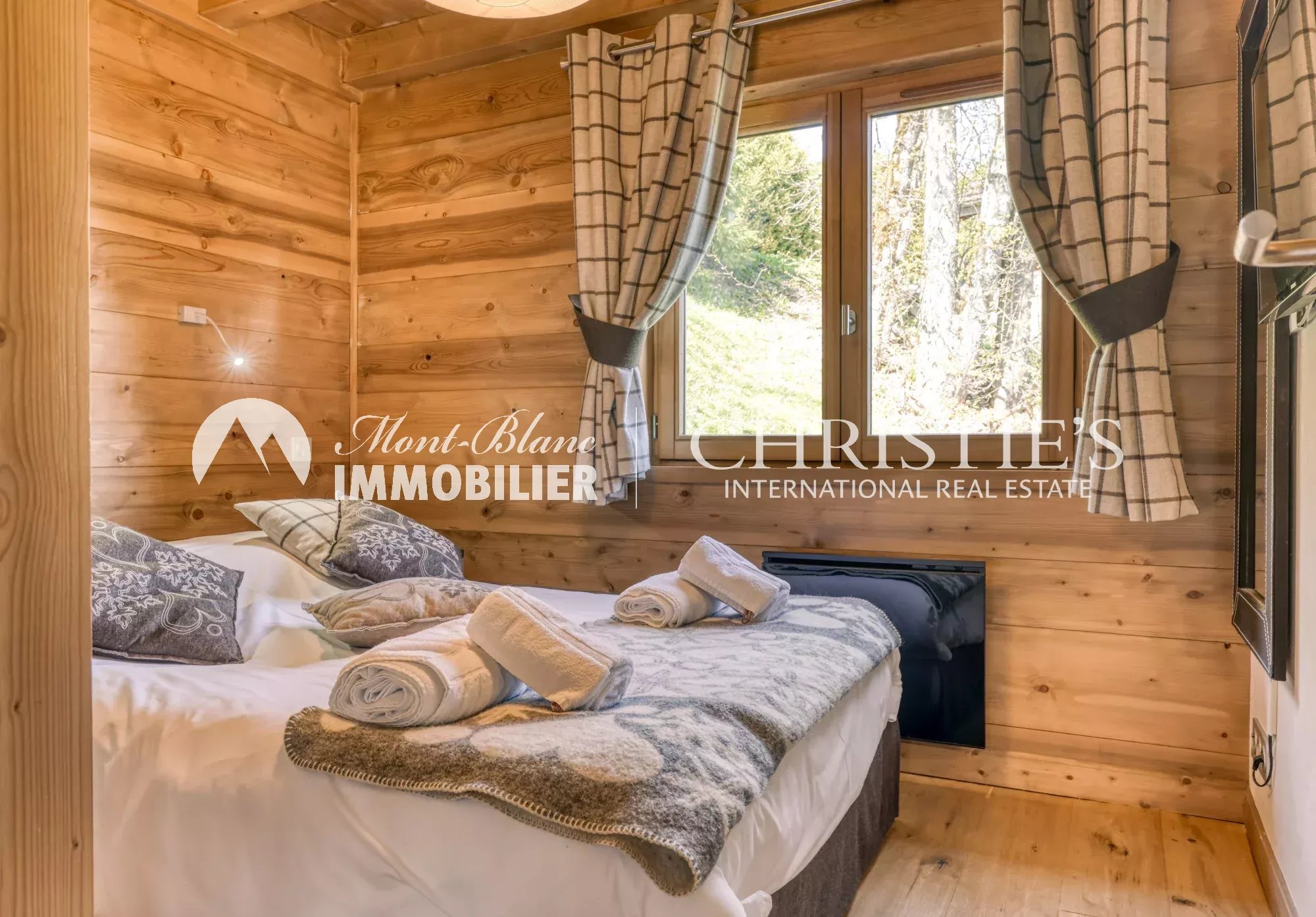 CHALET D'EXCEPTION EN ALTITUDE - BETTEX - SKIS AUX PIEDS